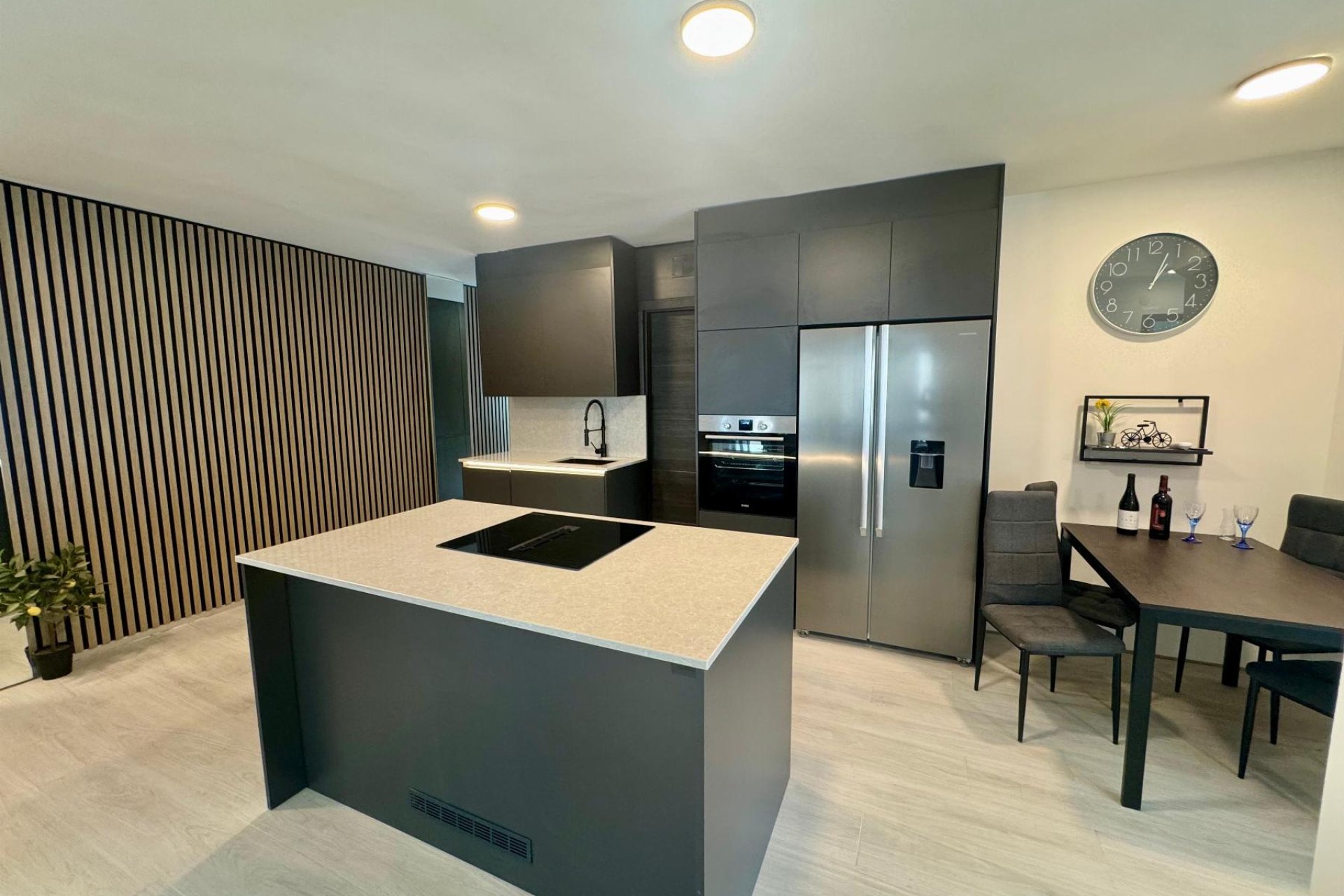 Rynek wtórny - Apartament - Torrevieja - CLUB NAUTICO TORREVIEJA