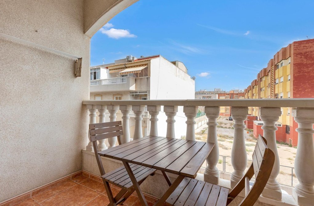 Rynek wtórny - Apartament - Torrevieja - Estacion de autobuses