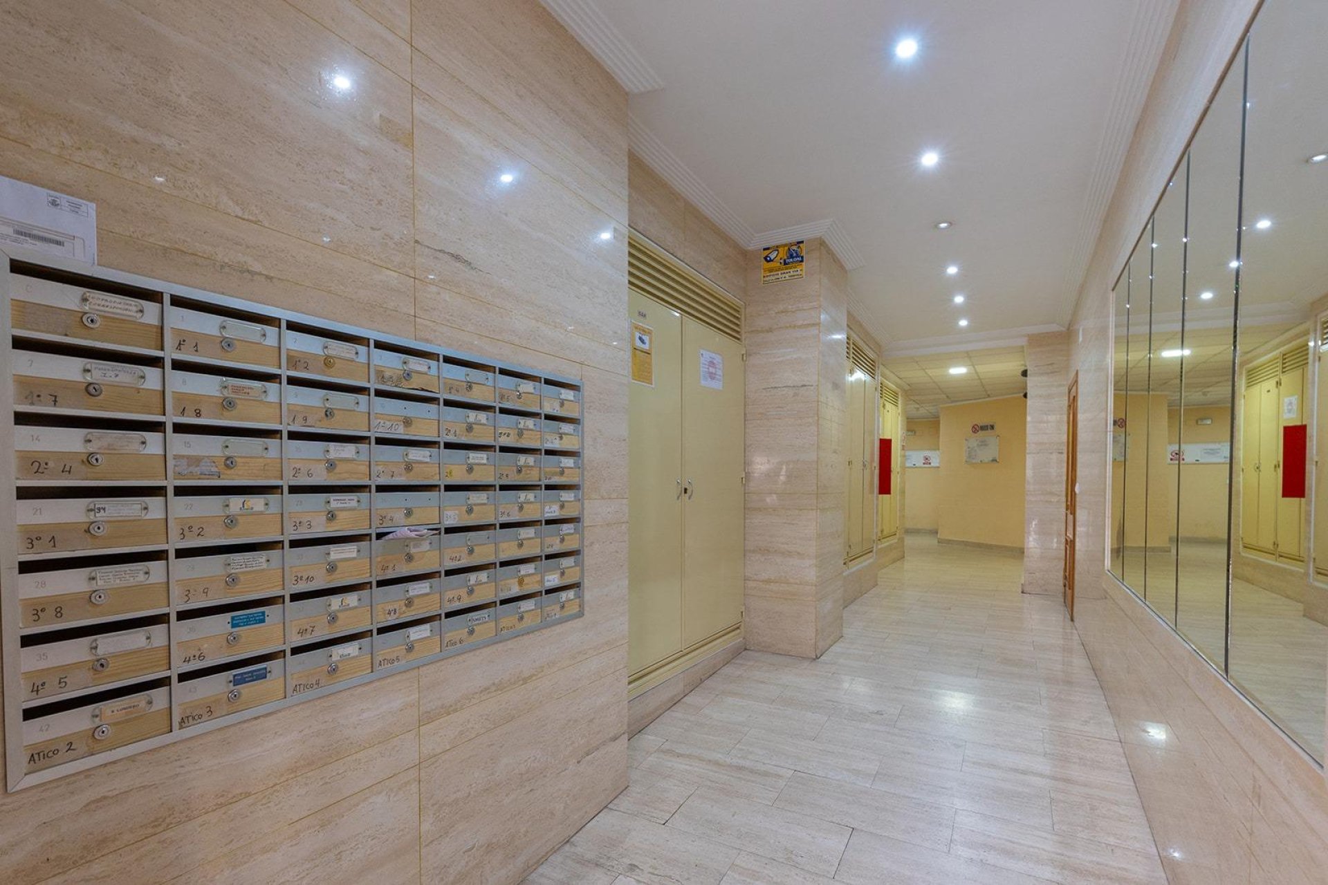 Rynek wtórny - Apartament - Torrevieja - Estacion de autobuses