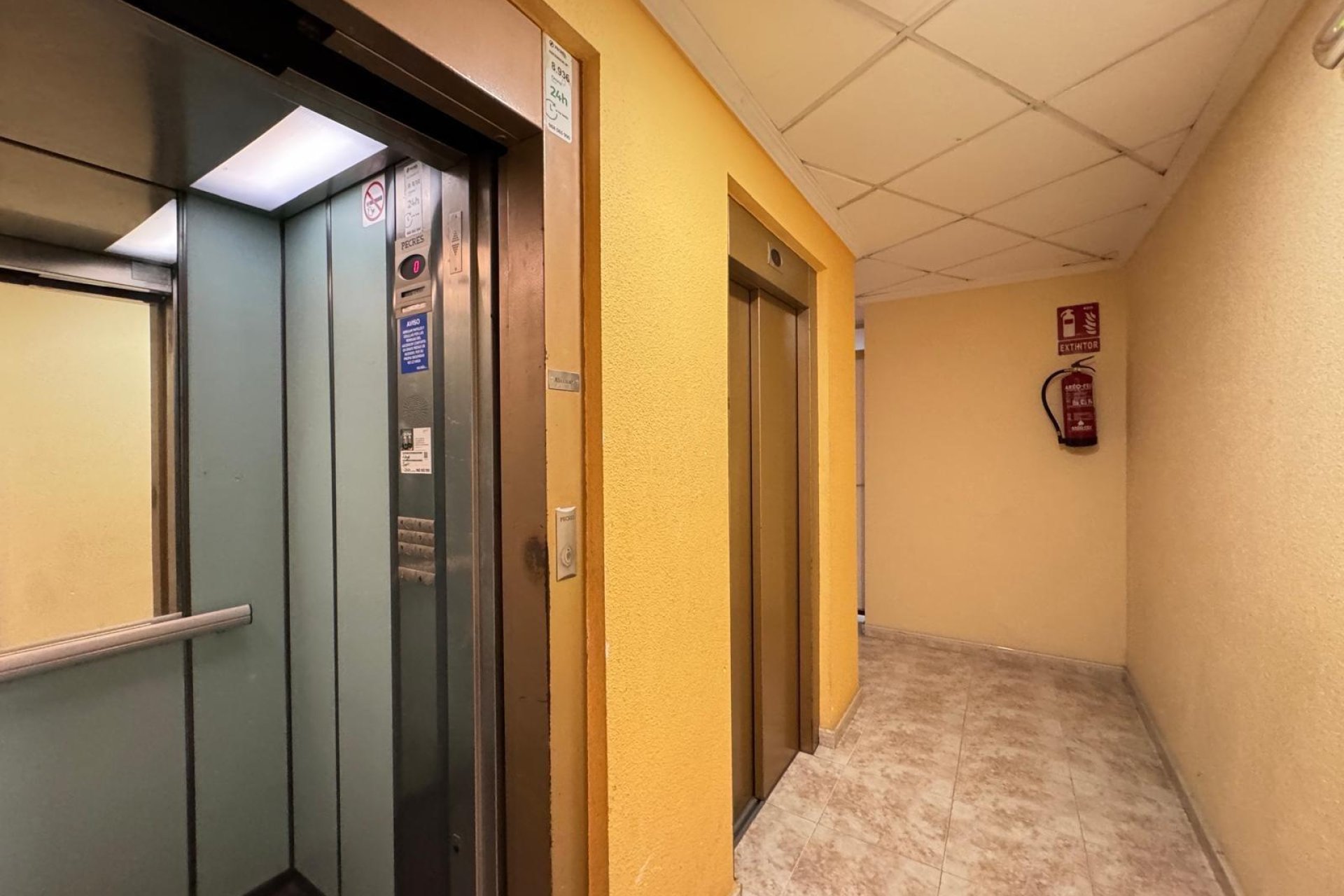 Rynek wtórny - Apartament - Torrevieja - Estacion de autobuses