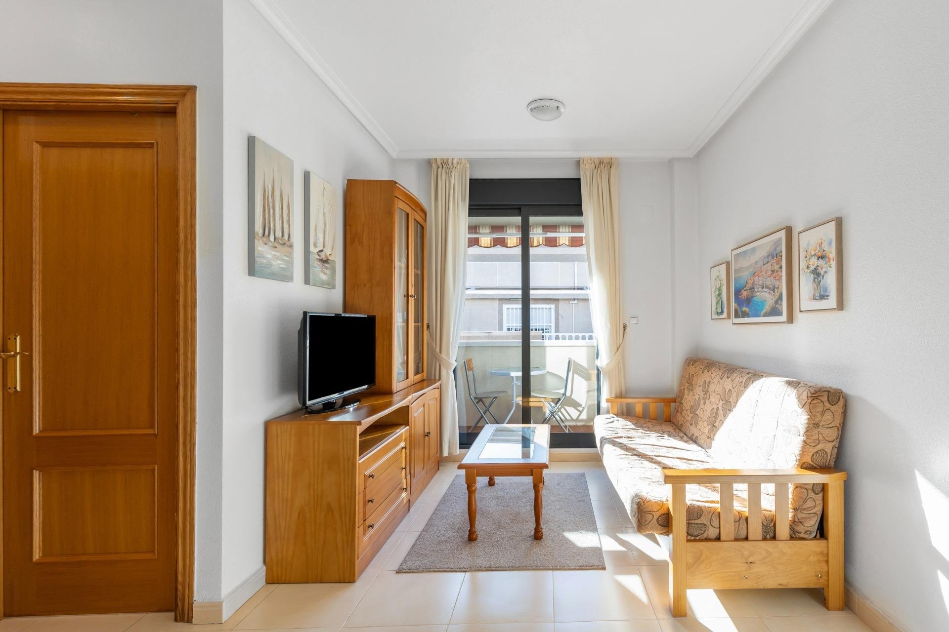 Rynek wtórny - Apartament - Torrevieja - Estacion de autobuses