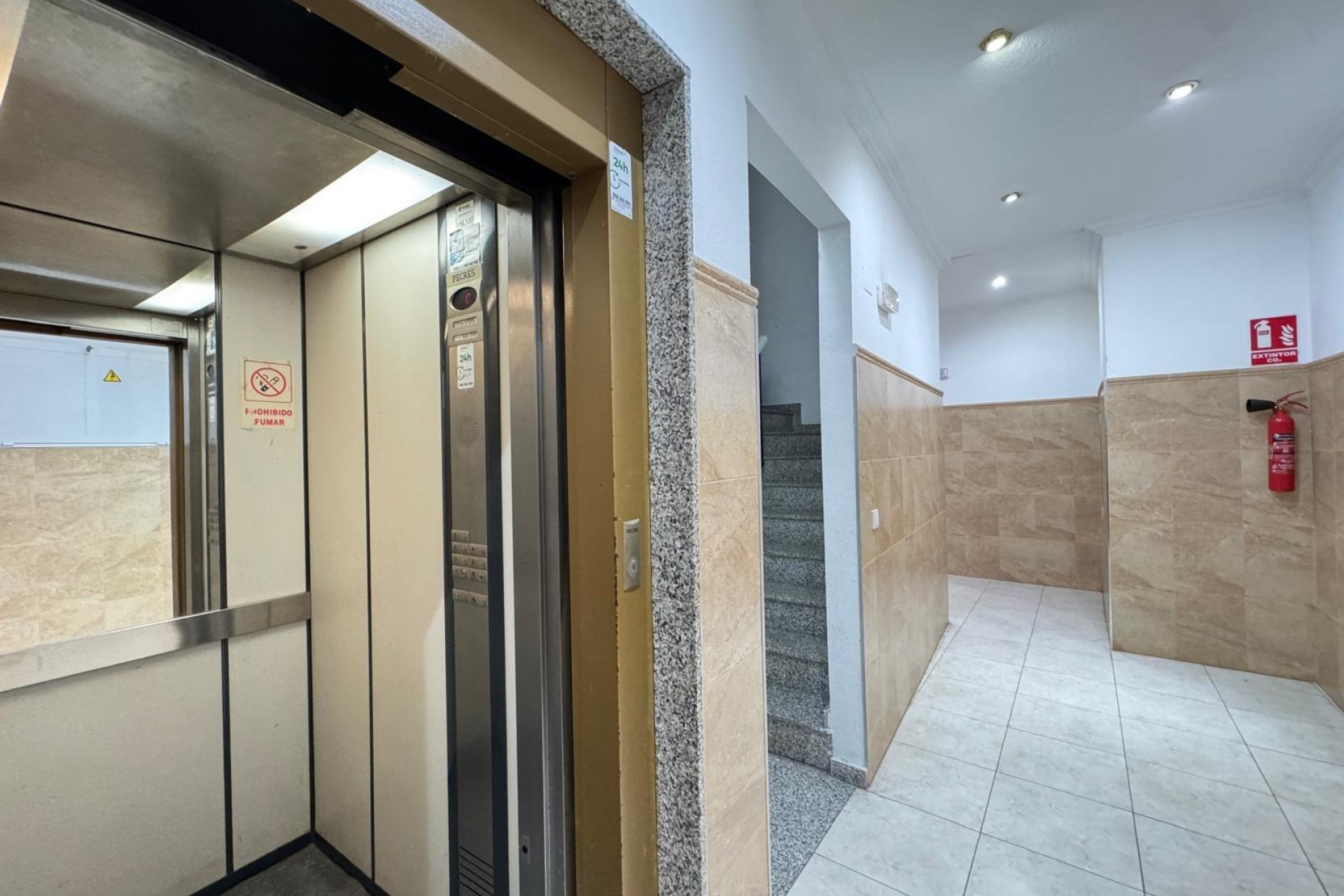 Rynek wtórny - Apartament - Torrevieja - Estacion de autobuses