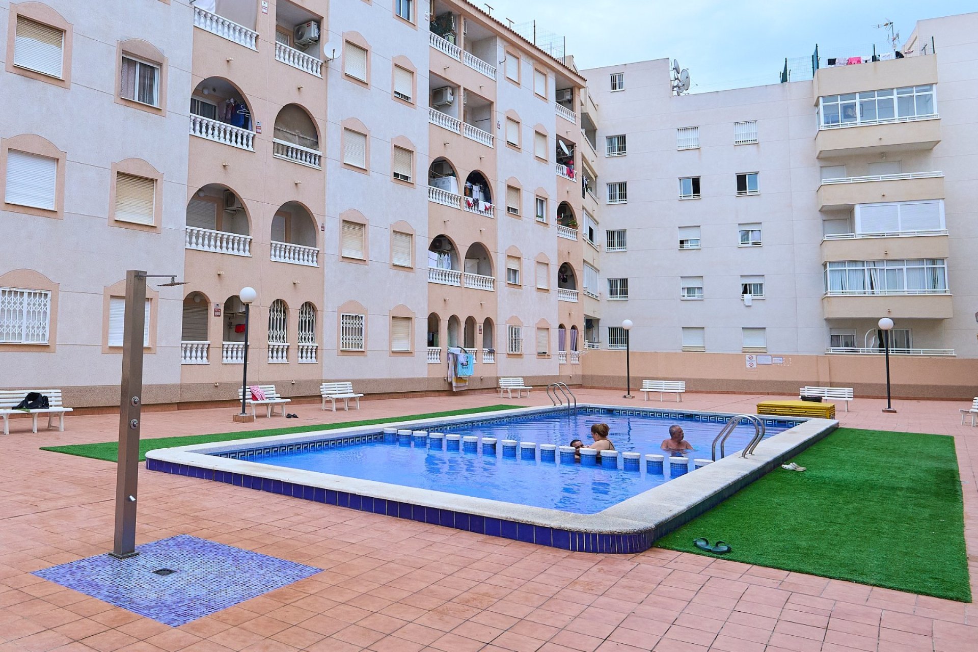 Rynek wtórny - Apartament - Torrevieja - Estacion de autobuses