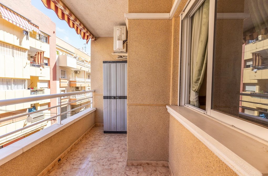 Rynek wtórny - Apartament - Torrevieja - Estacion de autobuses