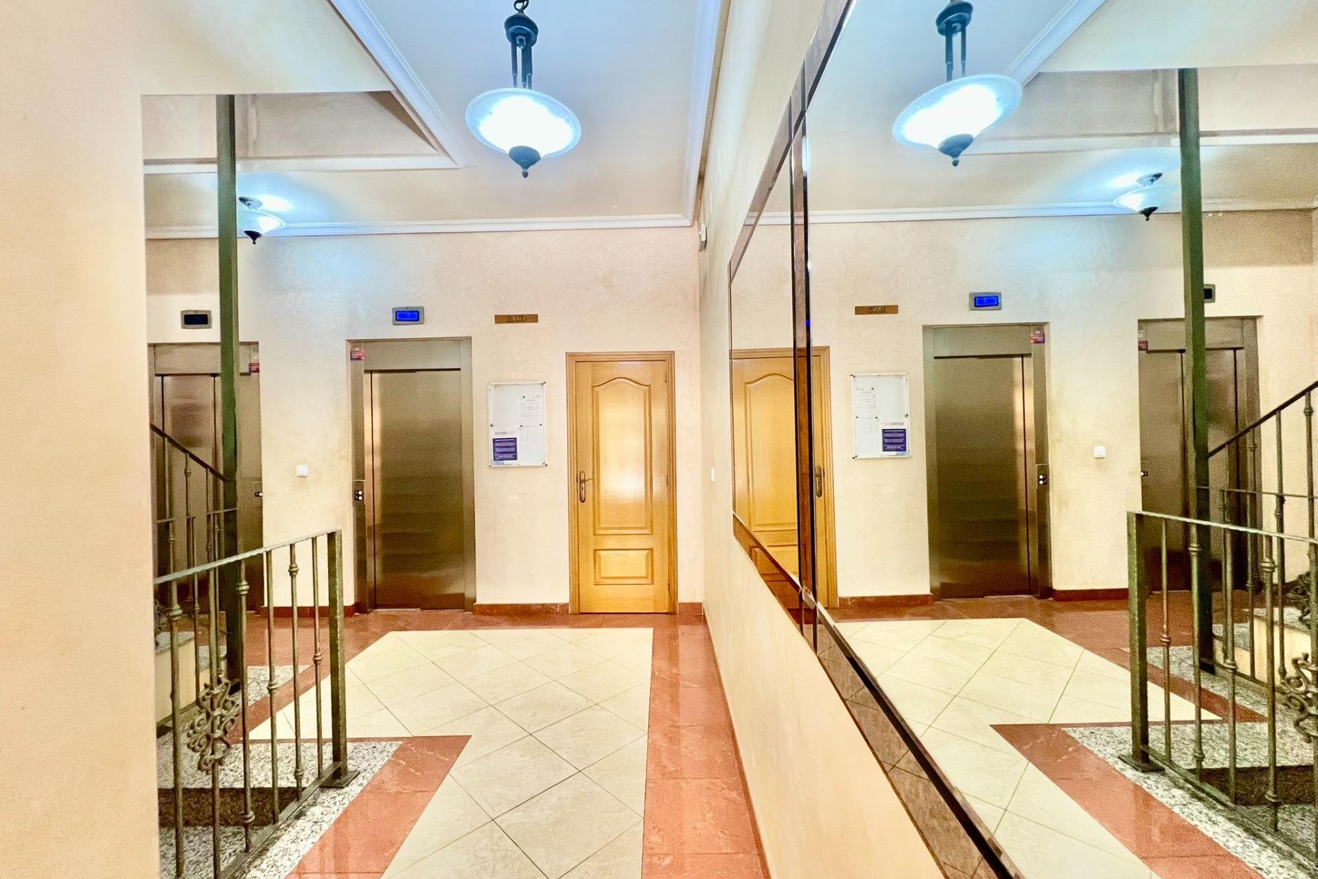 Rynek wtórny - Apartament - Torrevieja - Habaneras