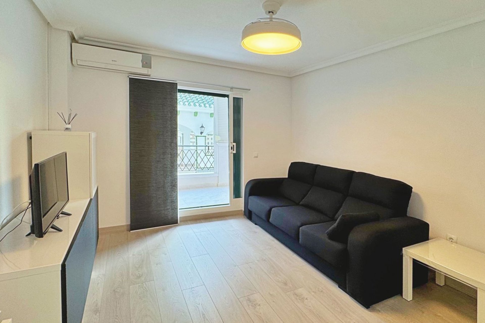 Rynek wtórny - Apartament - Torrevieja - La Mata