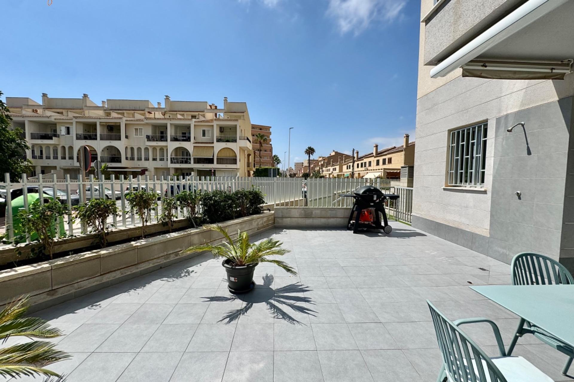 Rynek wtórny - Apartament - Torrevieja - La Mata