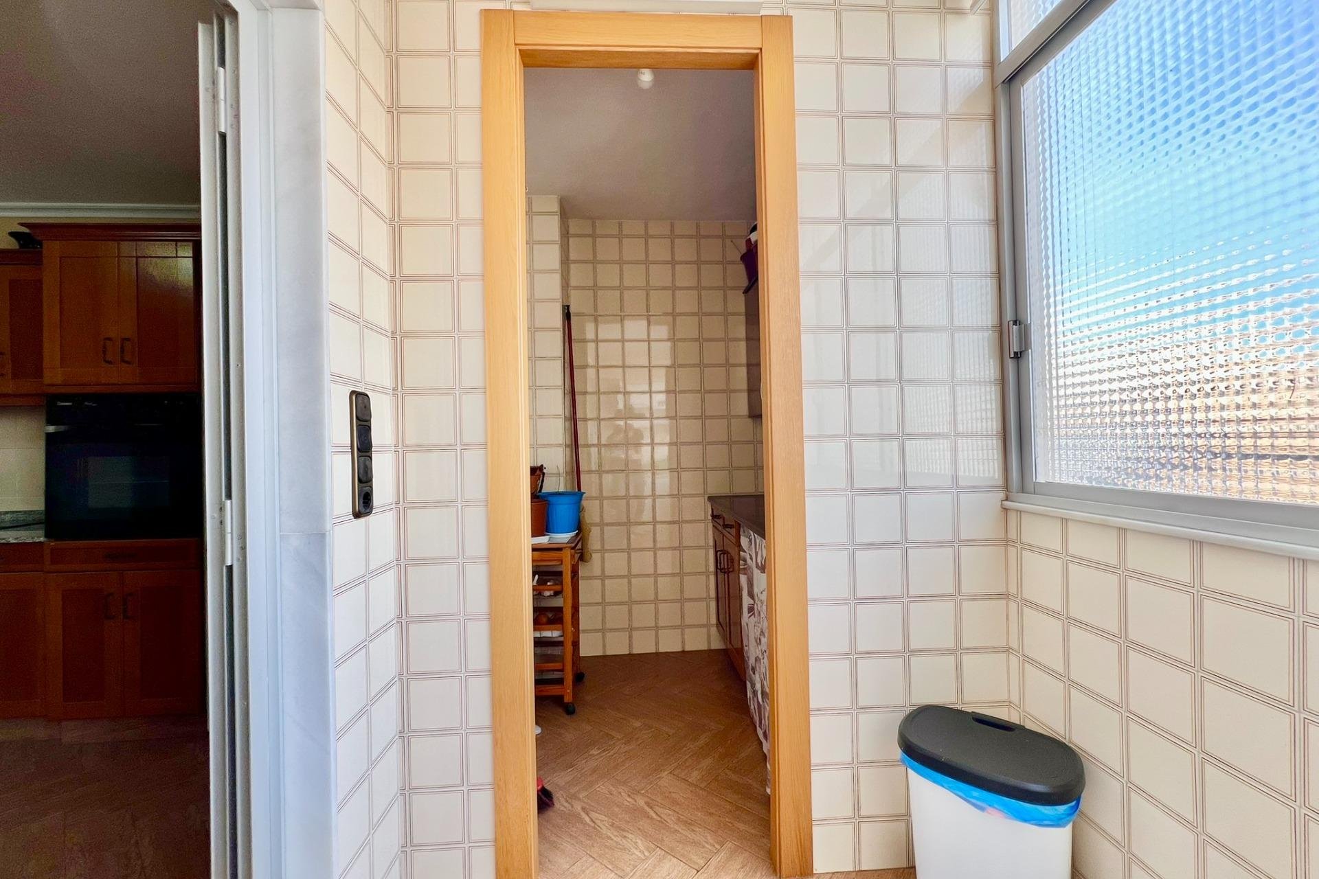 Rynek wtórny - Apartament - Torrevieja - Las Piscinas Naturales