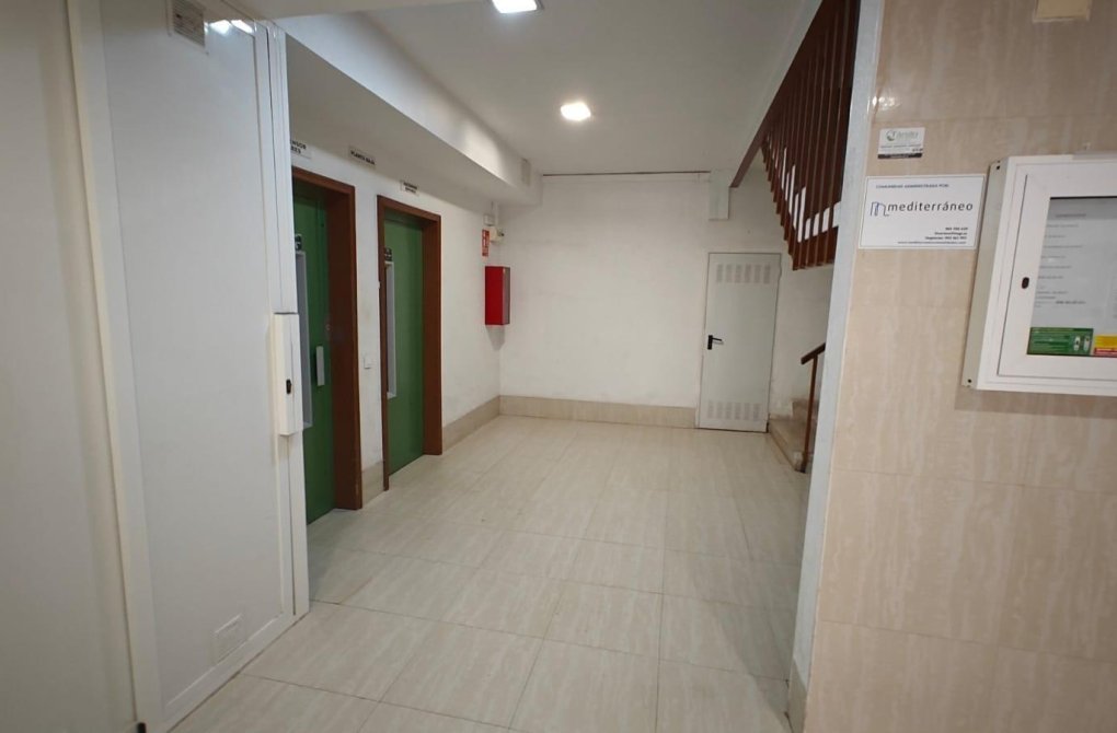 Rynek wtórny - Apartament - Torrevieja - Las Piscinas Naturales