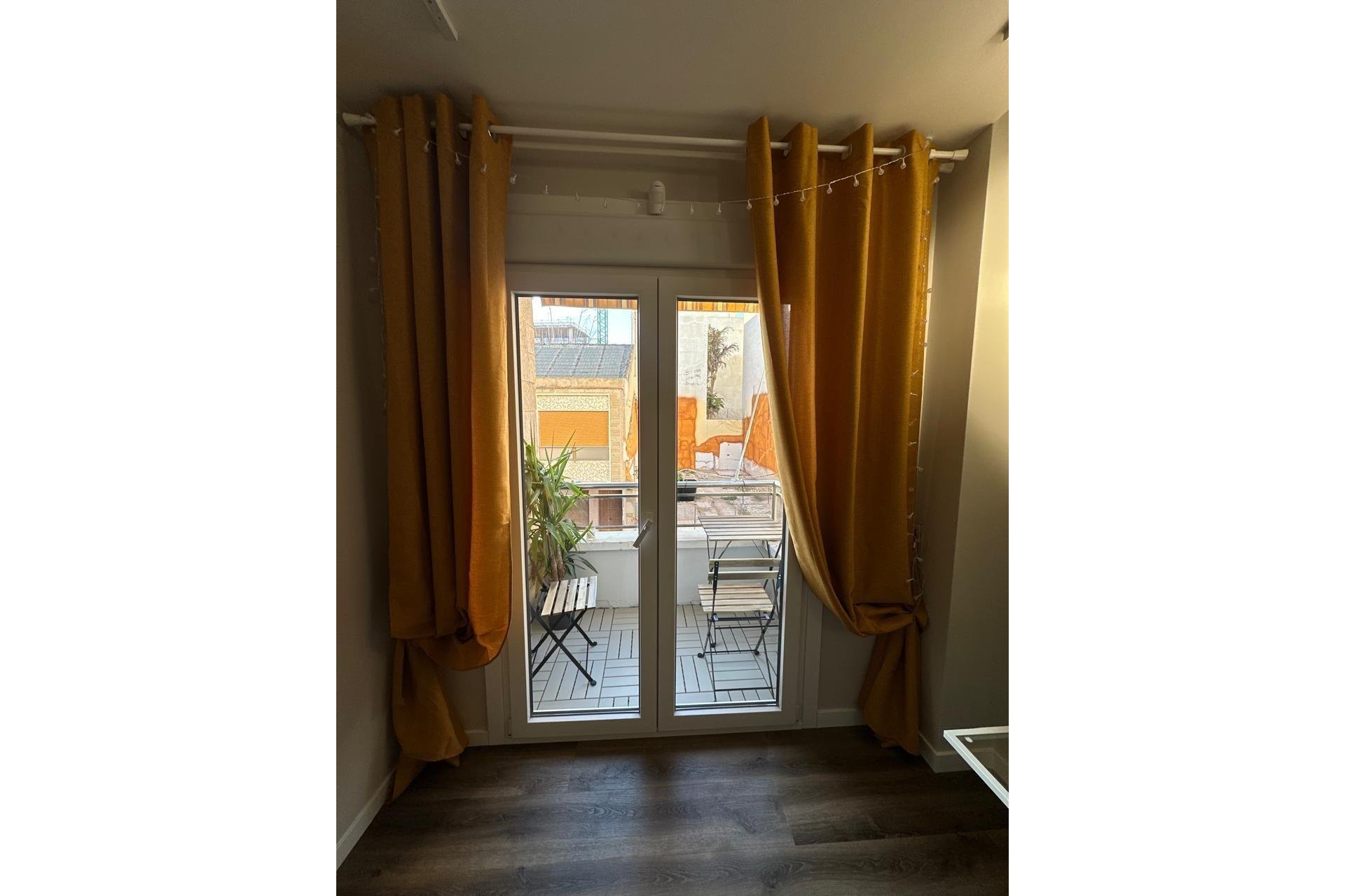 Rynek wtórny - Apartament - Torrevieja - Paseo maritimo