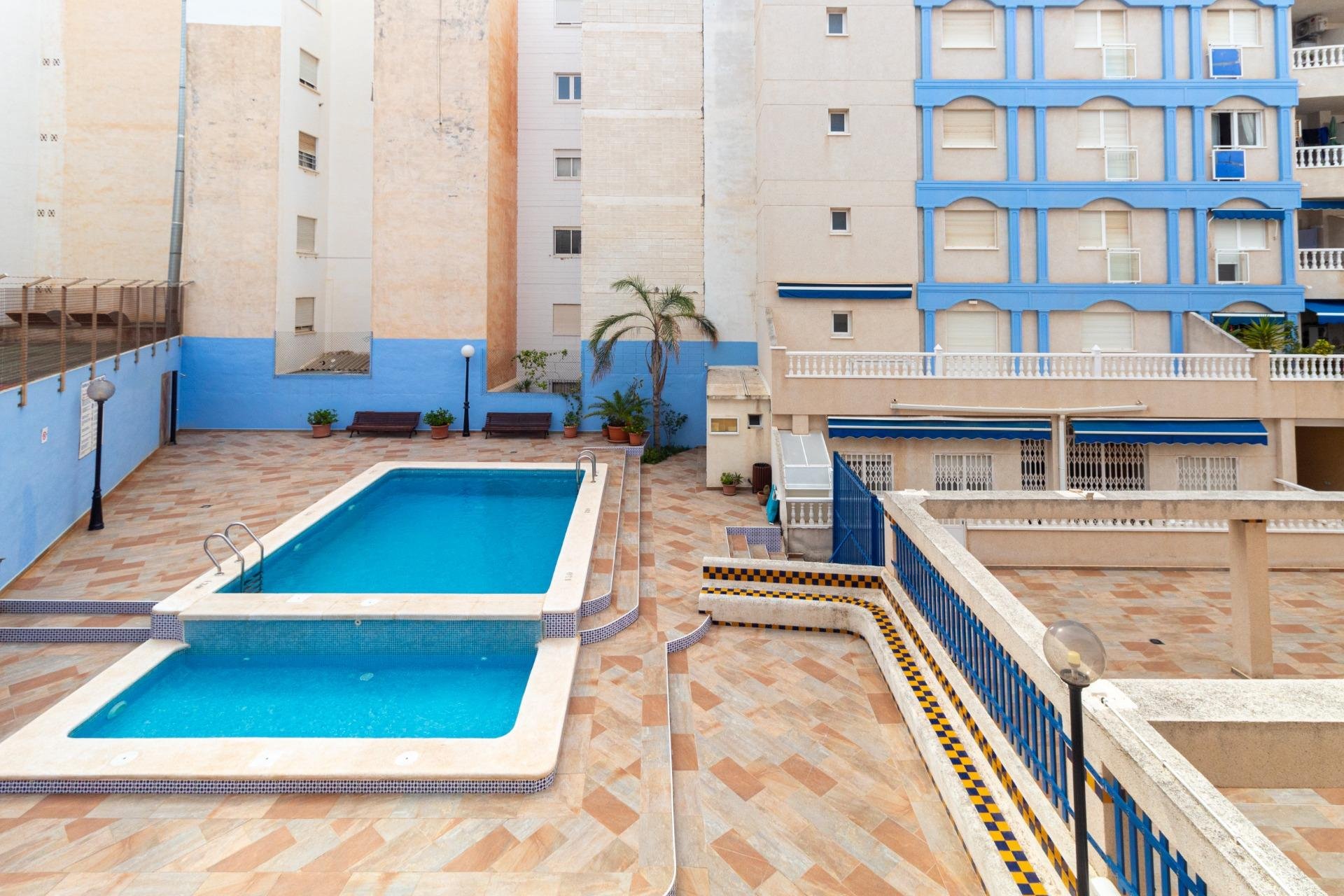Rynek wtórny - Apartament - Torrevieja - Playa de los locos