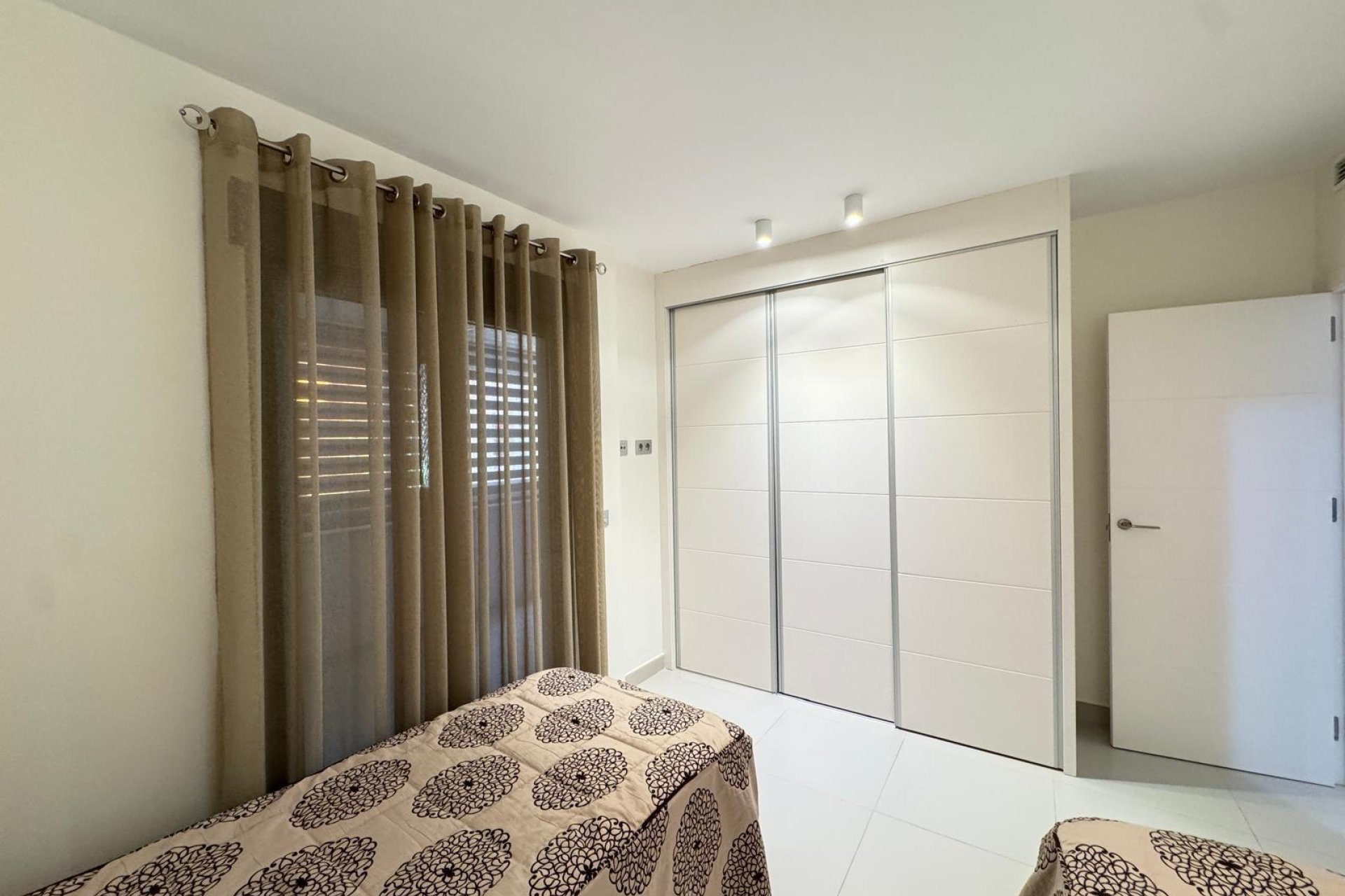 Rynek wtórny - Apartament - Torrevieja - Playa de los locos