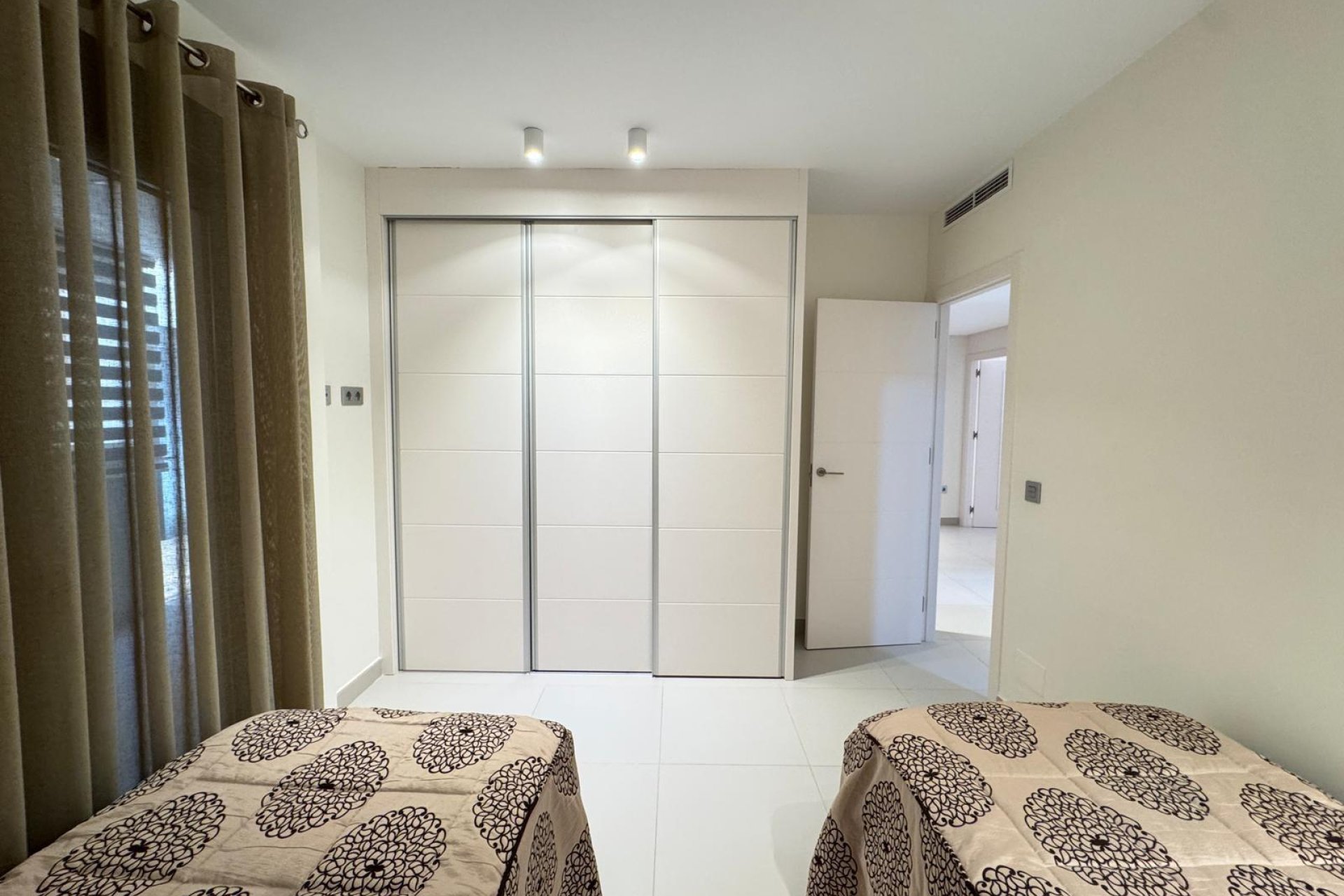 Rynek wtórny - Apartament - Torrevieja - Playa de los locos