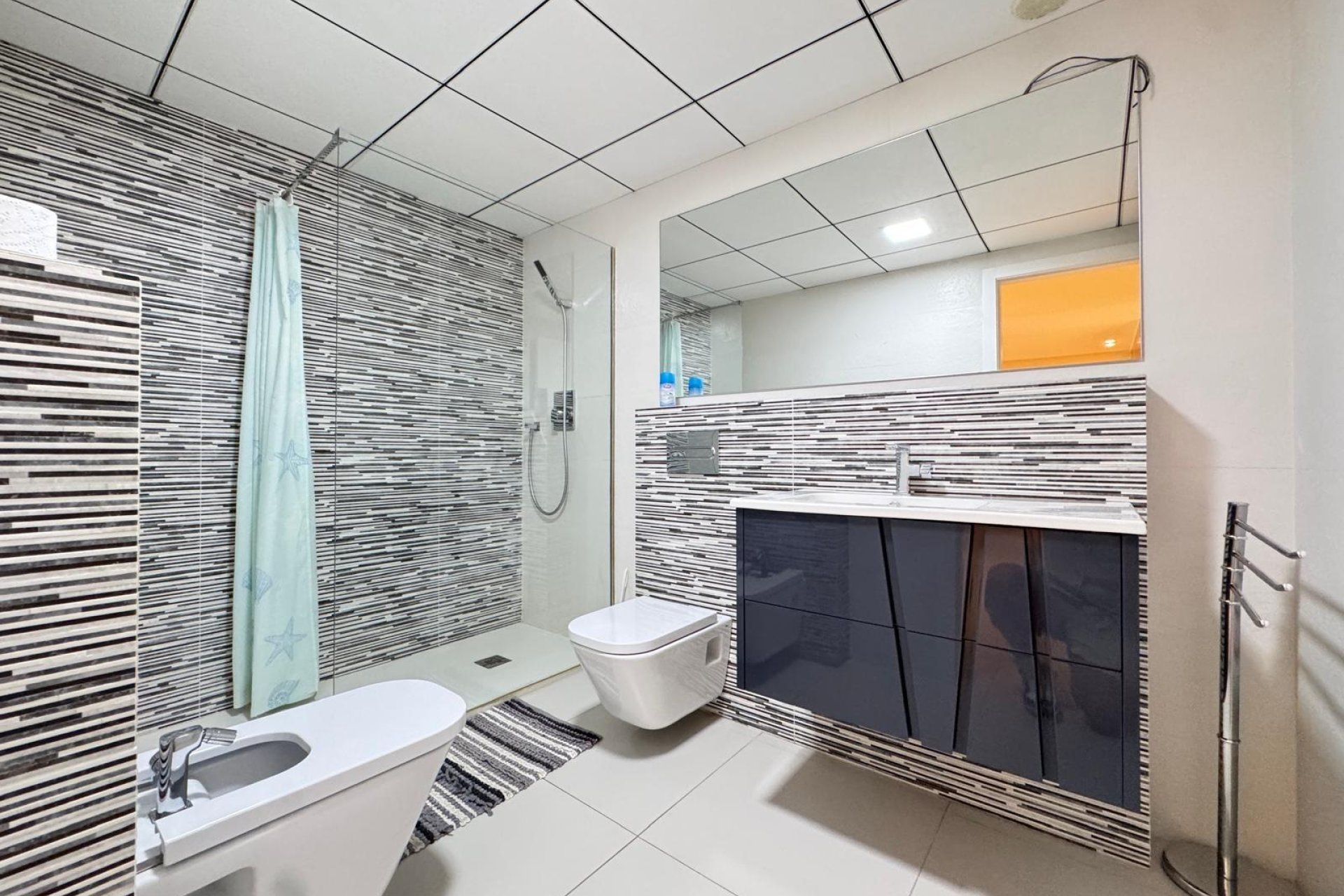 Rynek wtórny - Apartament - Torrevieja - Playa de los locos