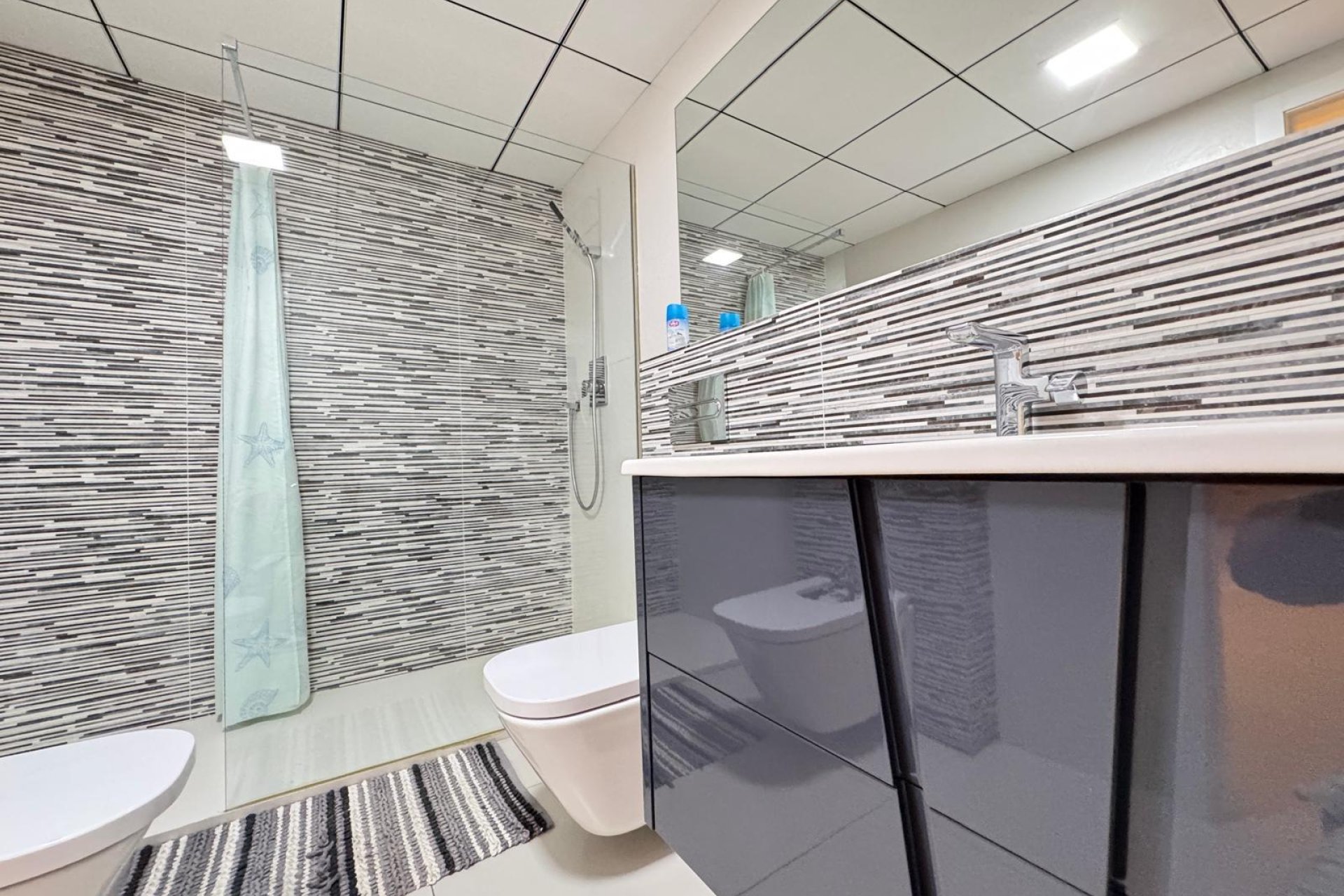 Rynek wtórny - Apartament - Torrevieja - Playa de los locos