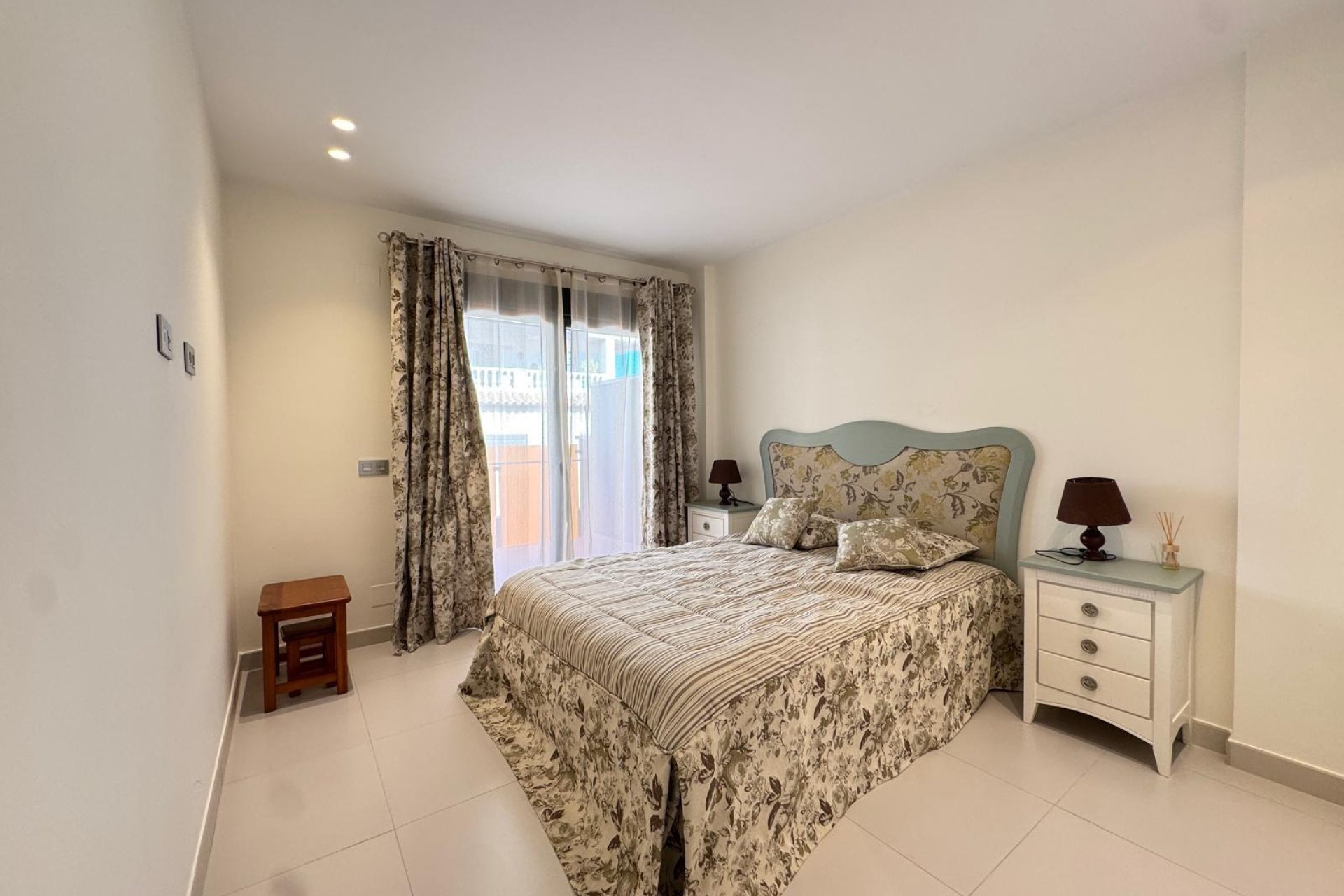 Rynek wtórny - Apartament - Torrevieja - Playa de los locos