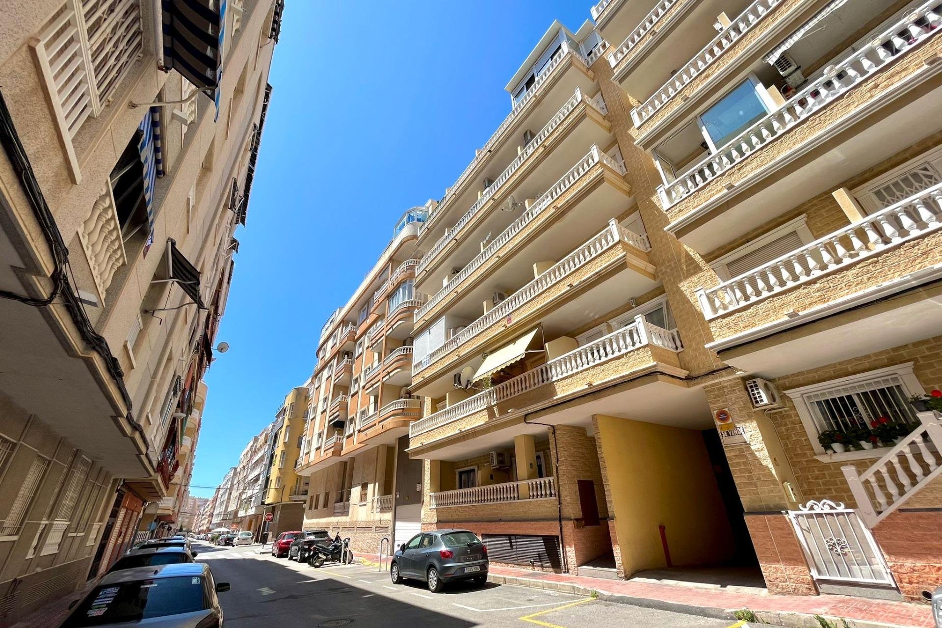 Rynek wtórny - Apartament - Torrevieja - Playa de los Locos