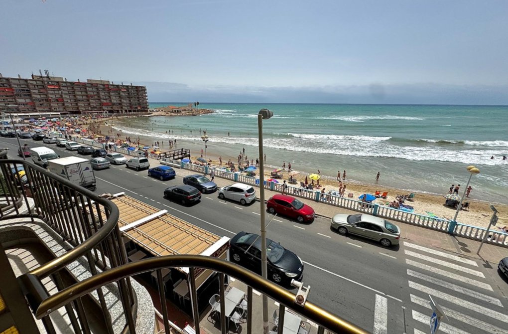 Rynek wtórny - Apartament - Torrevieja - Playa de los locos