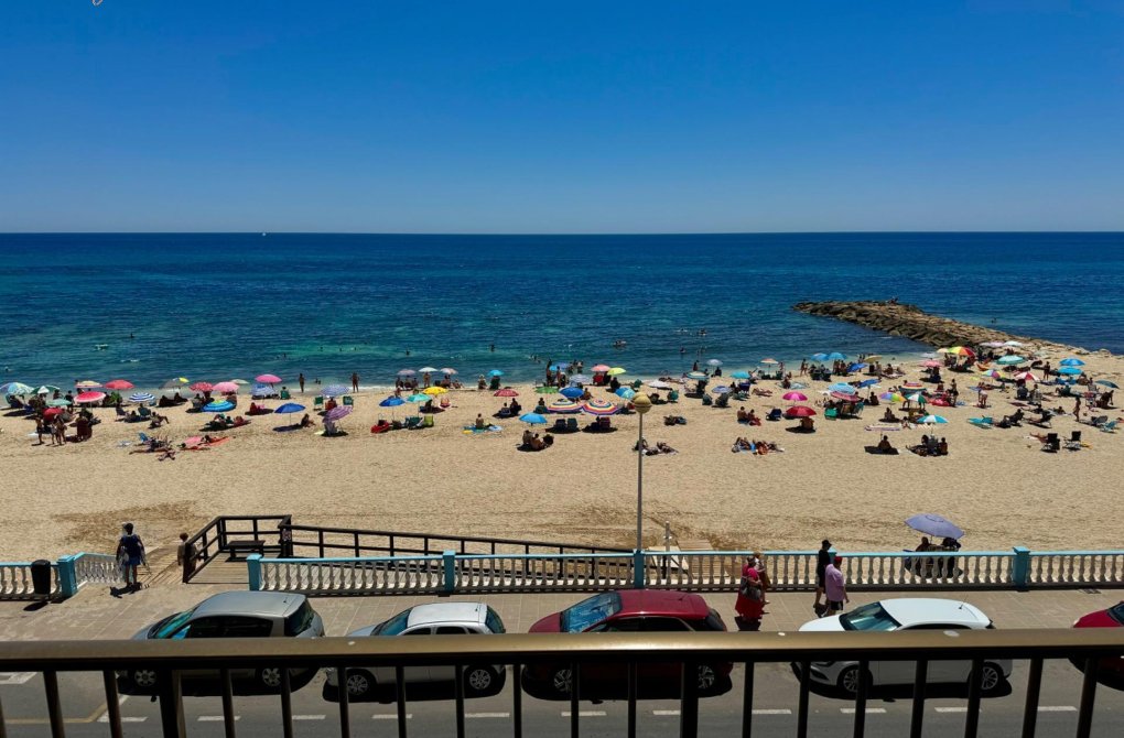 Rynek wtórny - Apartament - Torrevieja - Playa de los locos