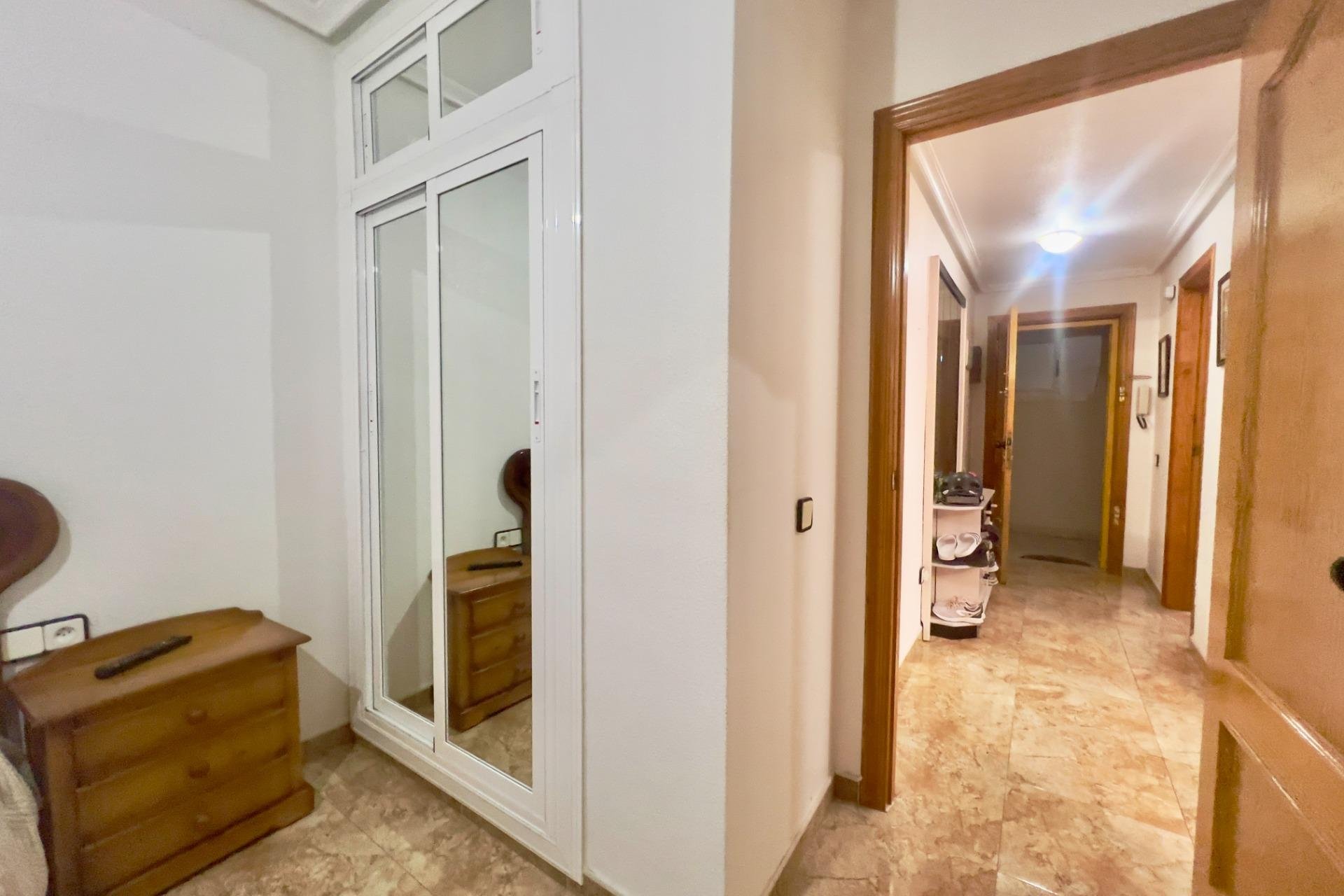 Rynek wtórny - Apartament - Torrevieja - Playa de los locos