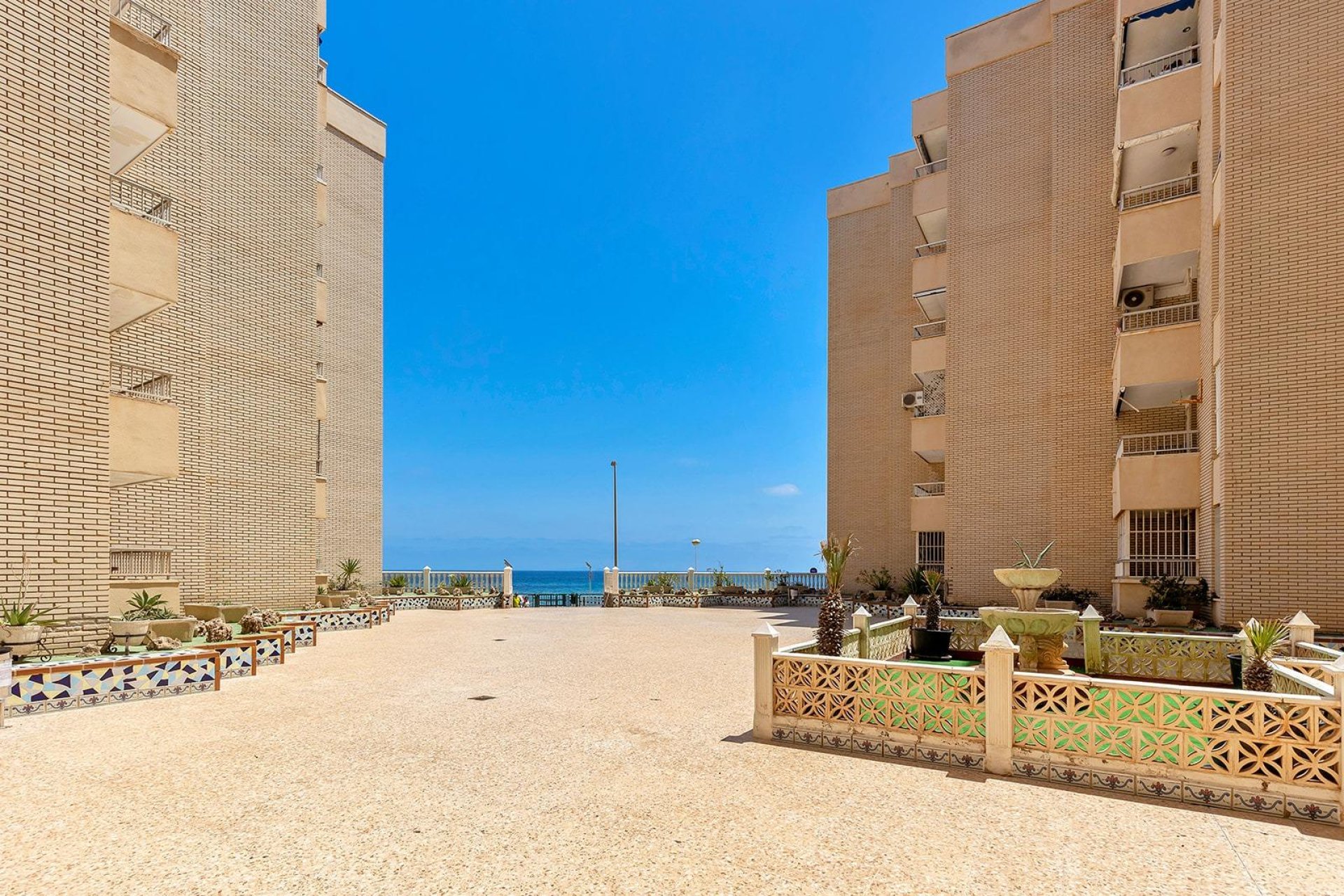 Rynek wtórny - Apartament - Torrevieja - Playa de los Locos