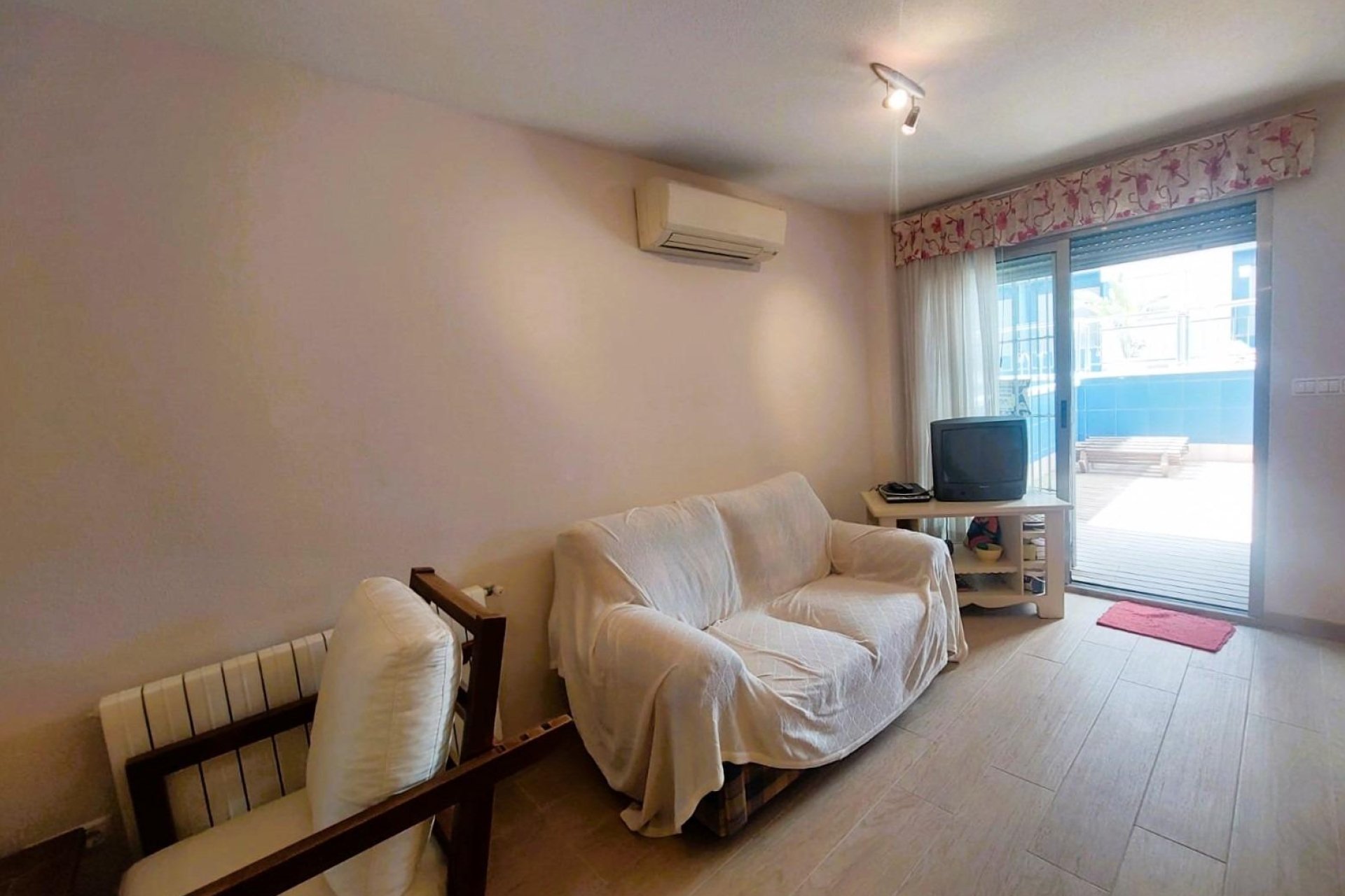 Rynek wtórny - Apartament - Torrevieja - Playa de los Locos