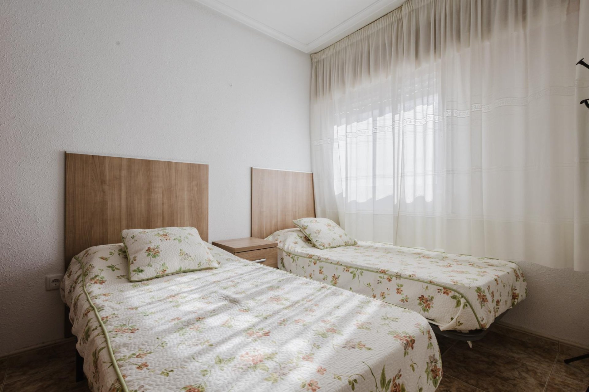 Rynek wtórny - Apartament - Torrevieja - Playa de los Naufragos