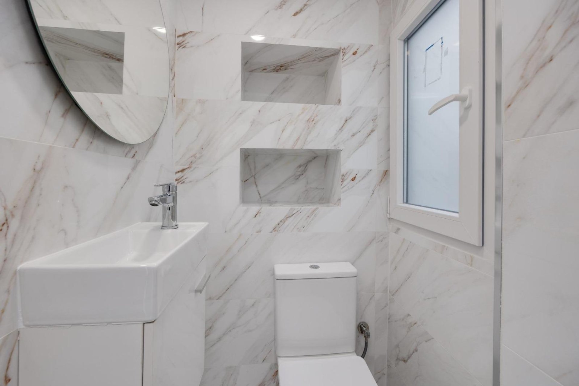 Rynek wtórny - Apartament - Torrevieja - Playa de los Naufragos