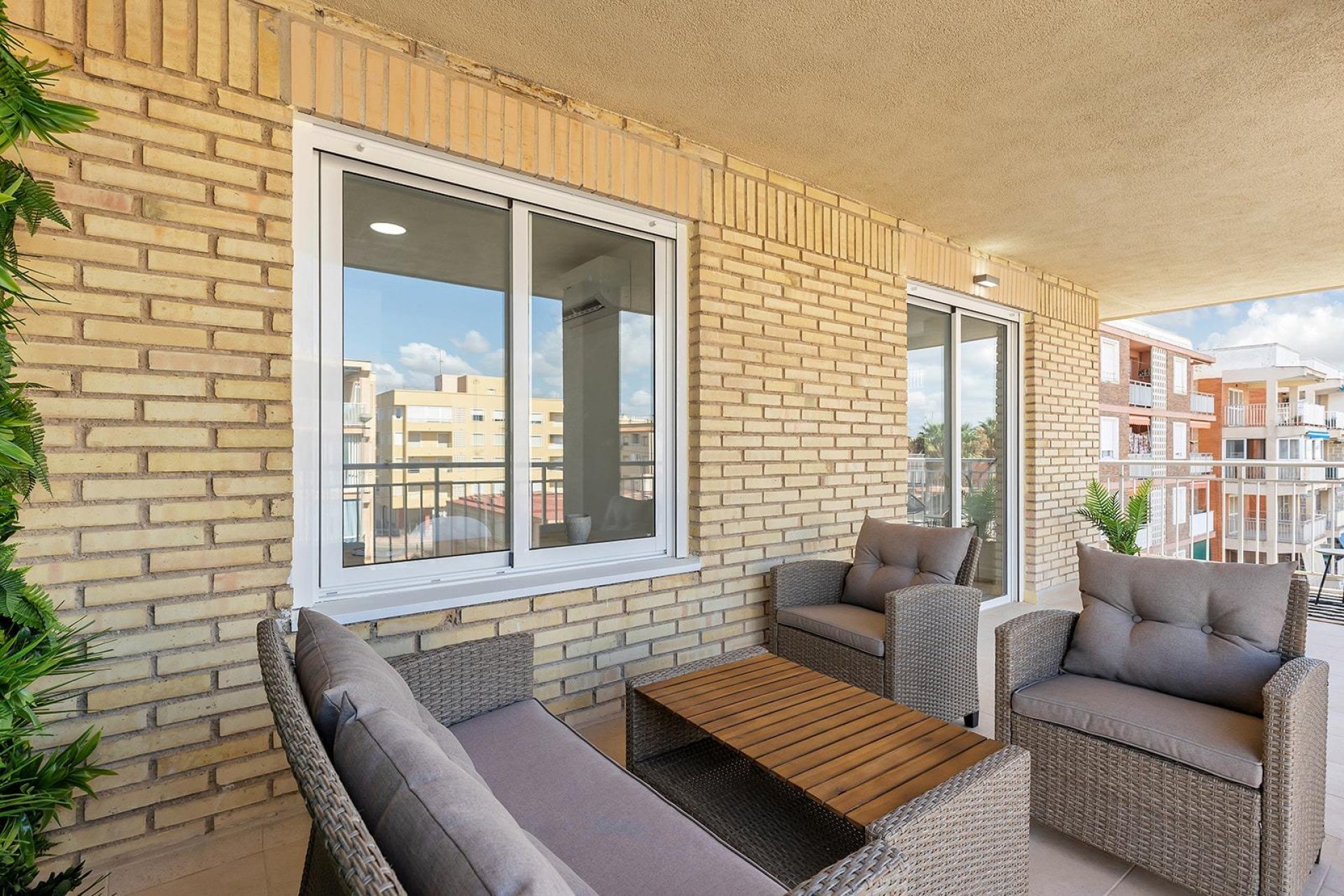 Rynek wtórny - Apartament - Torrevieja - Playa de los Naufragos