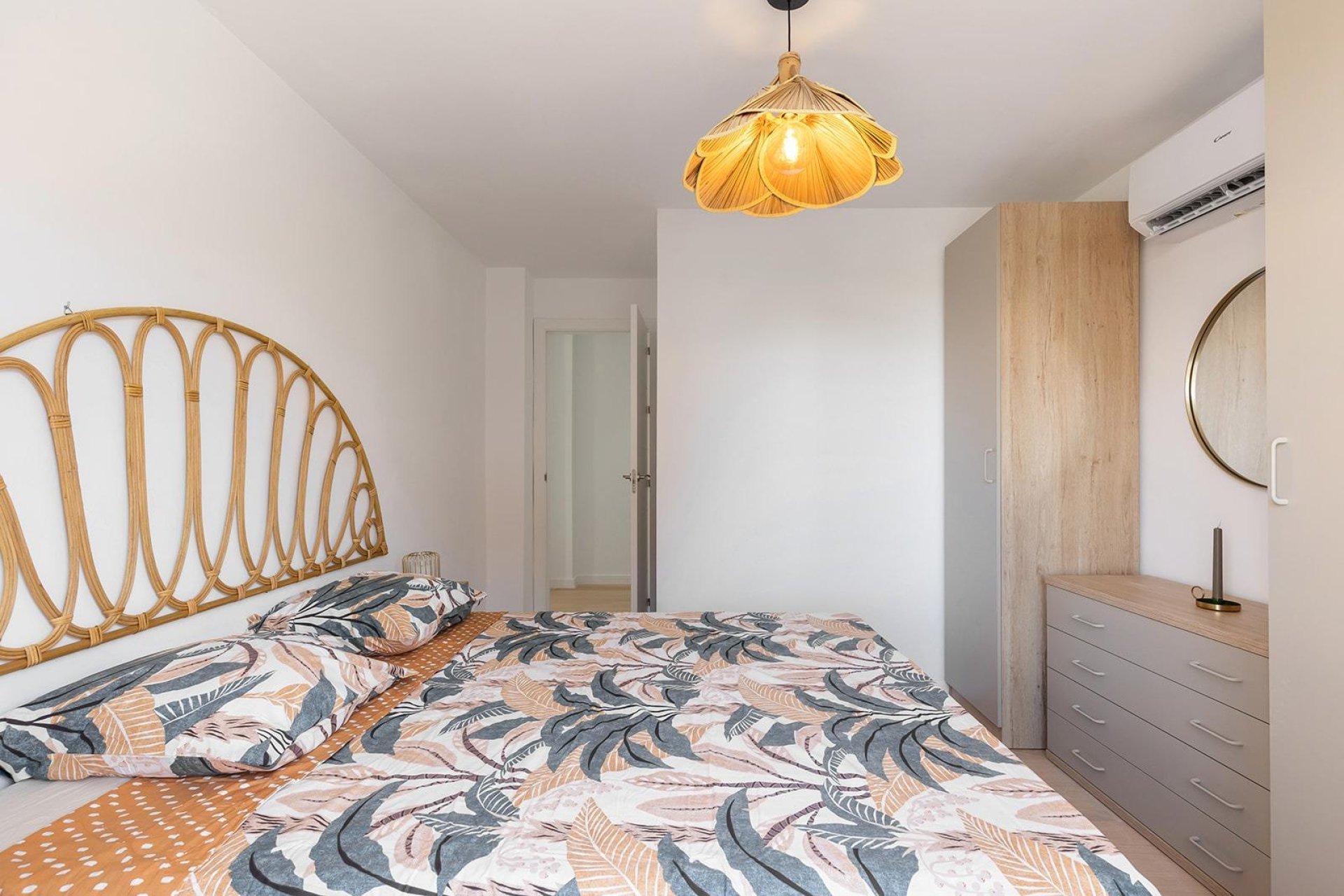 Rynek wtórny - Apartament - Torrevieja - Playa de los Naufragos