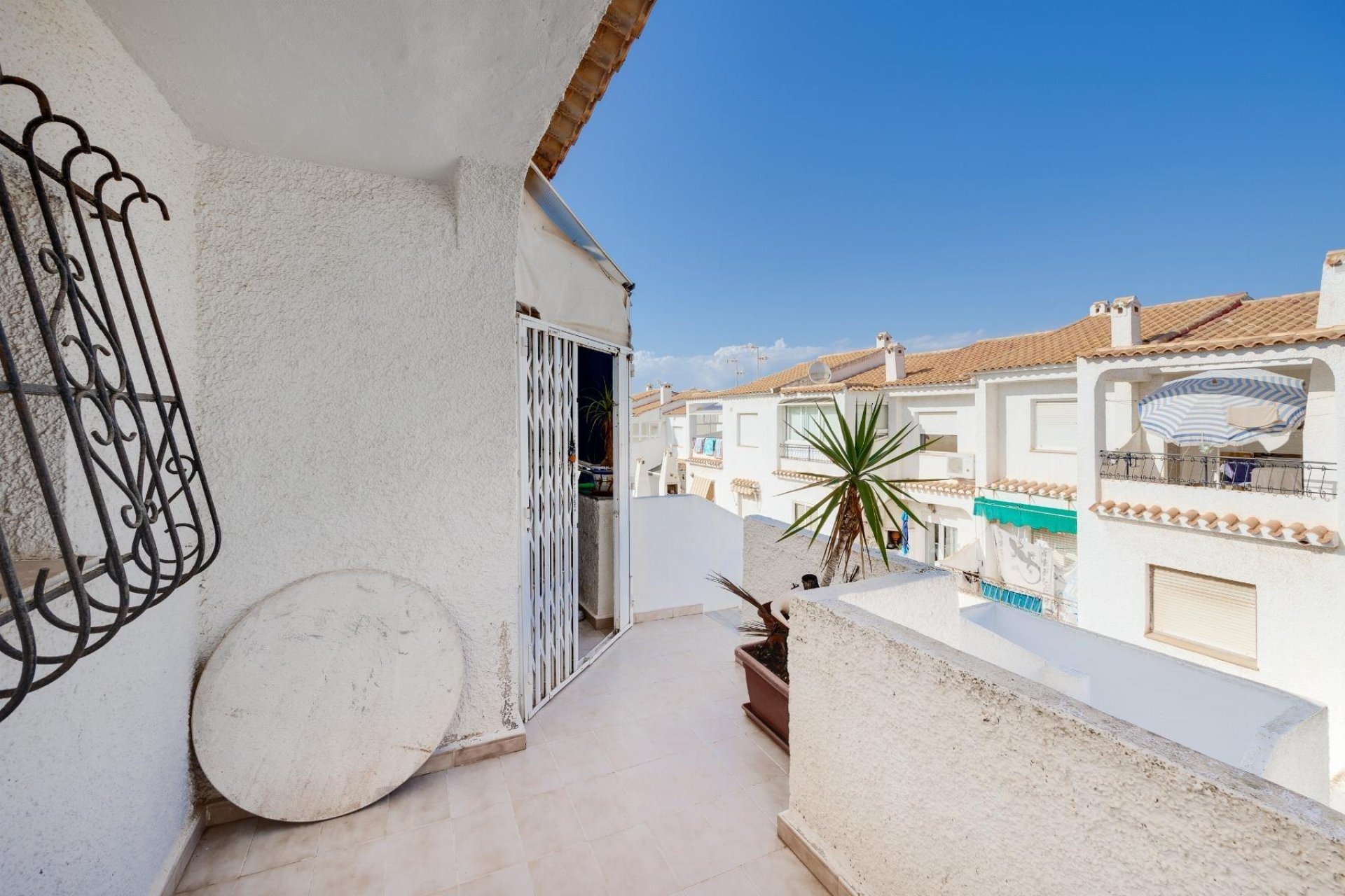 Rynek wtórny - Apartament - Torrevieja - Playa de los Naufragos