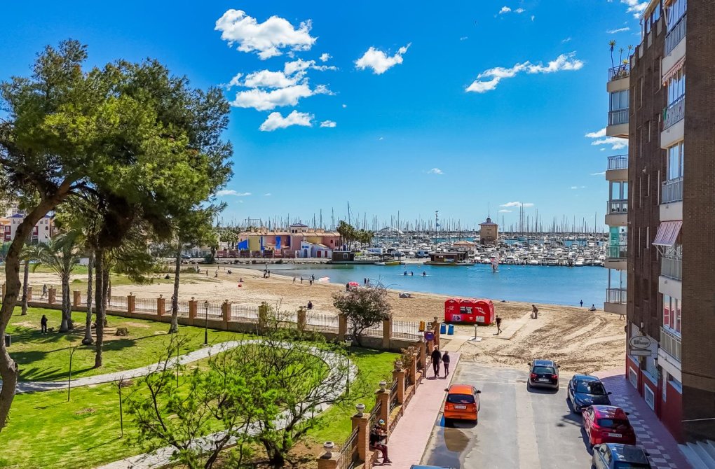 Rynek wtórny - Apartament - Torrevieja - Playa del Acequión
