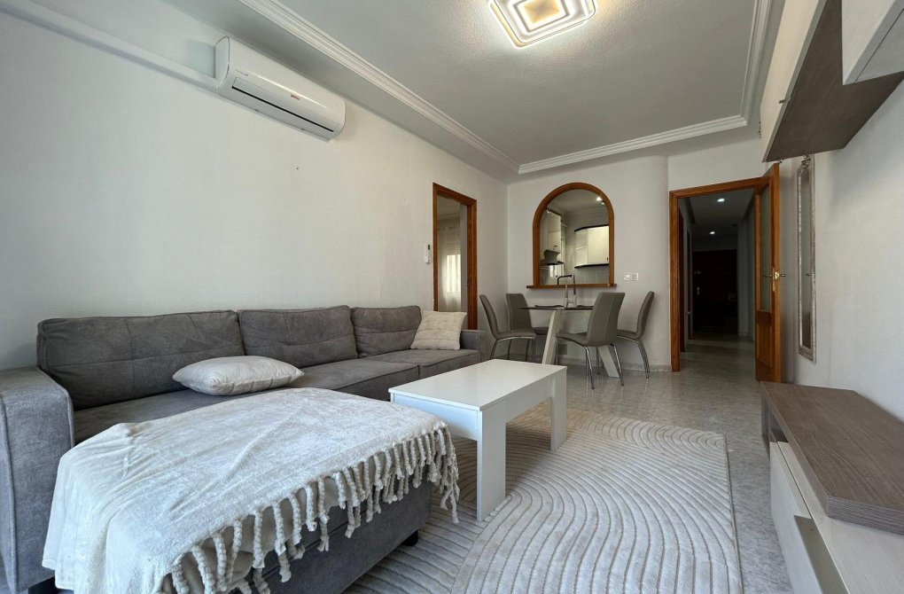 Rynek wtórny - Apartament - Torrevieja - Playa del cura