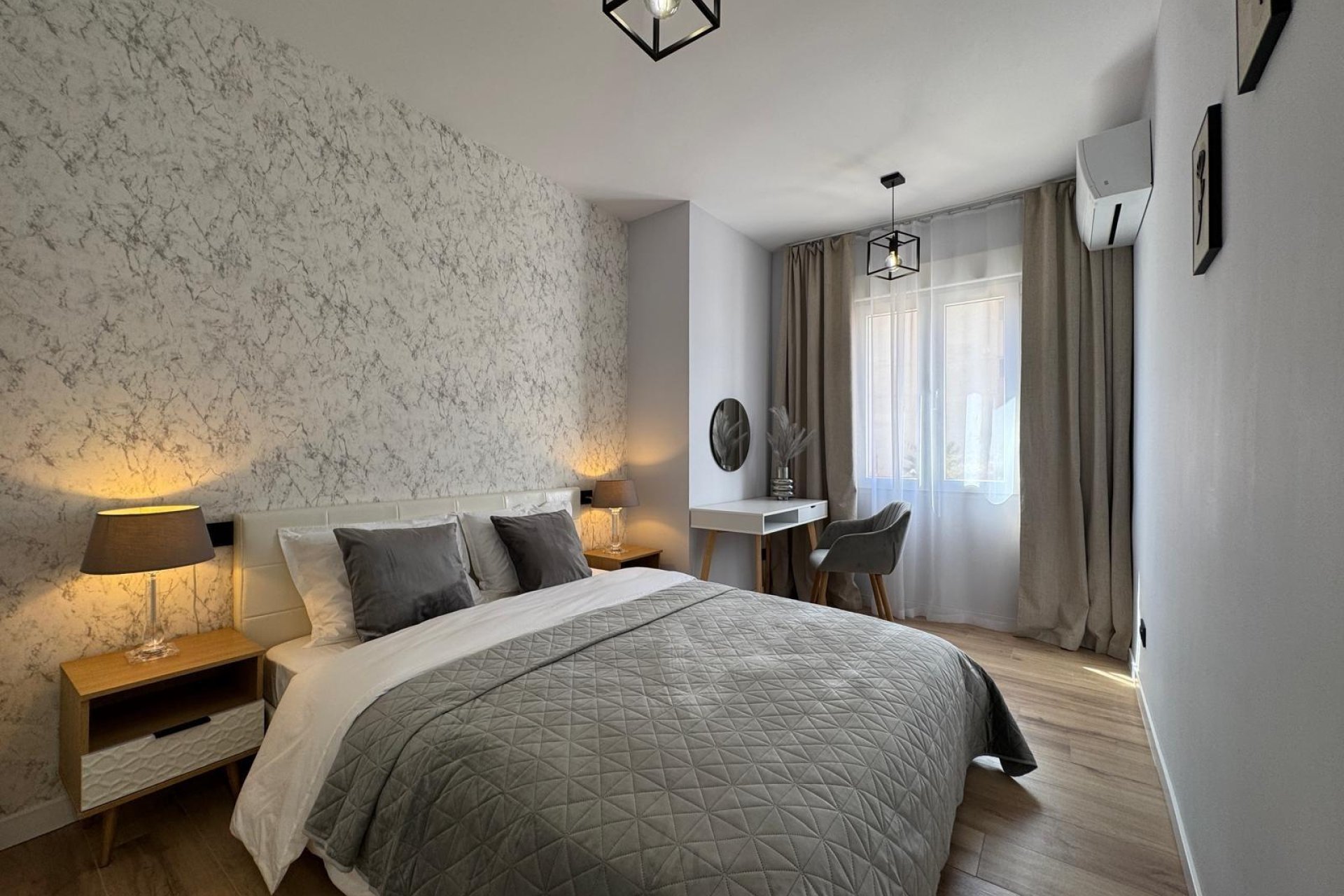 Rynek wtórny - Apartament - Torrevieja - Playa del cura