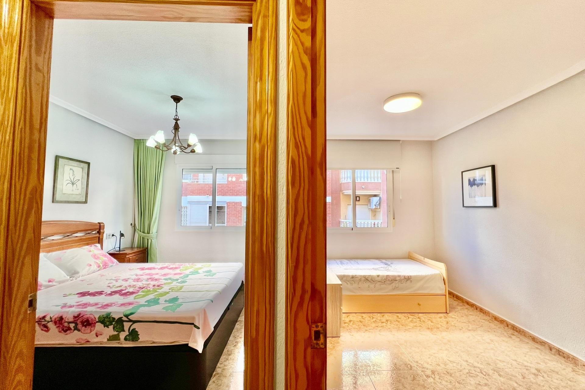 Rynek wtórny - Apartament - Torrevieja - Playa del cura