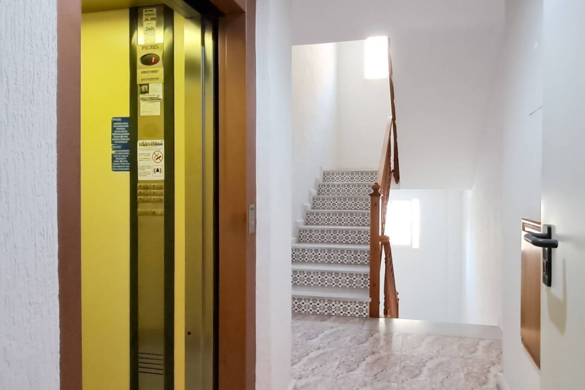 Rynek wtórny - Apartament - Torrevieja - Playa del cura