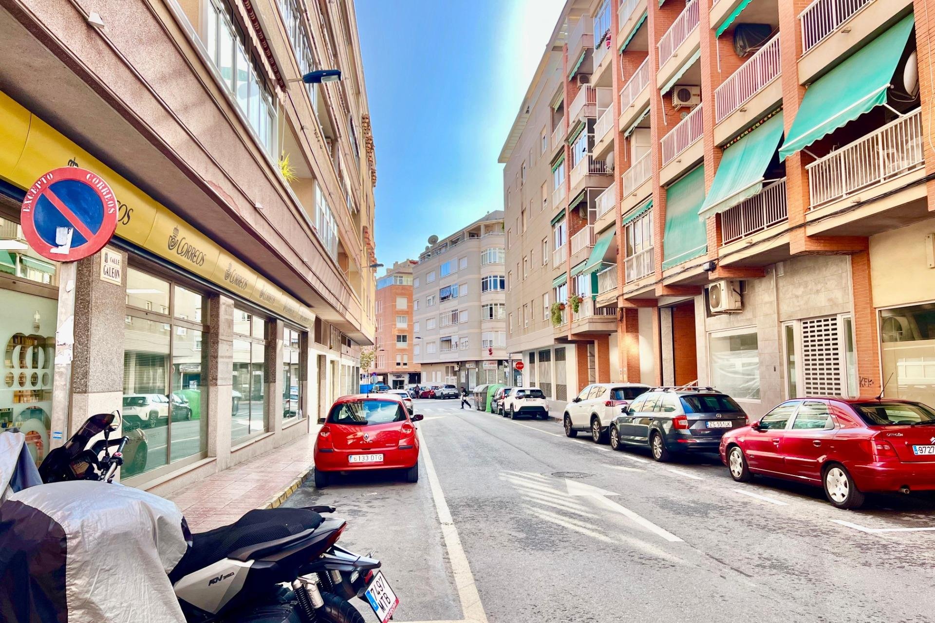 Rynek wtórny - Apartament - Torrevieja - Playa del cura