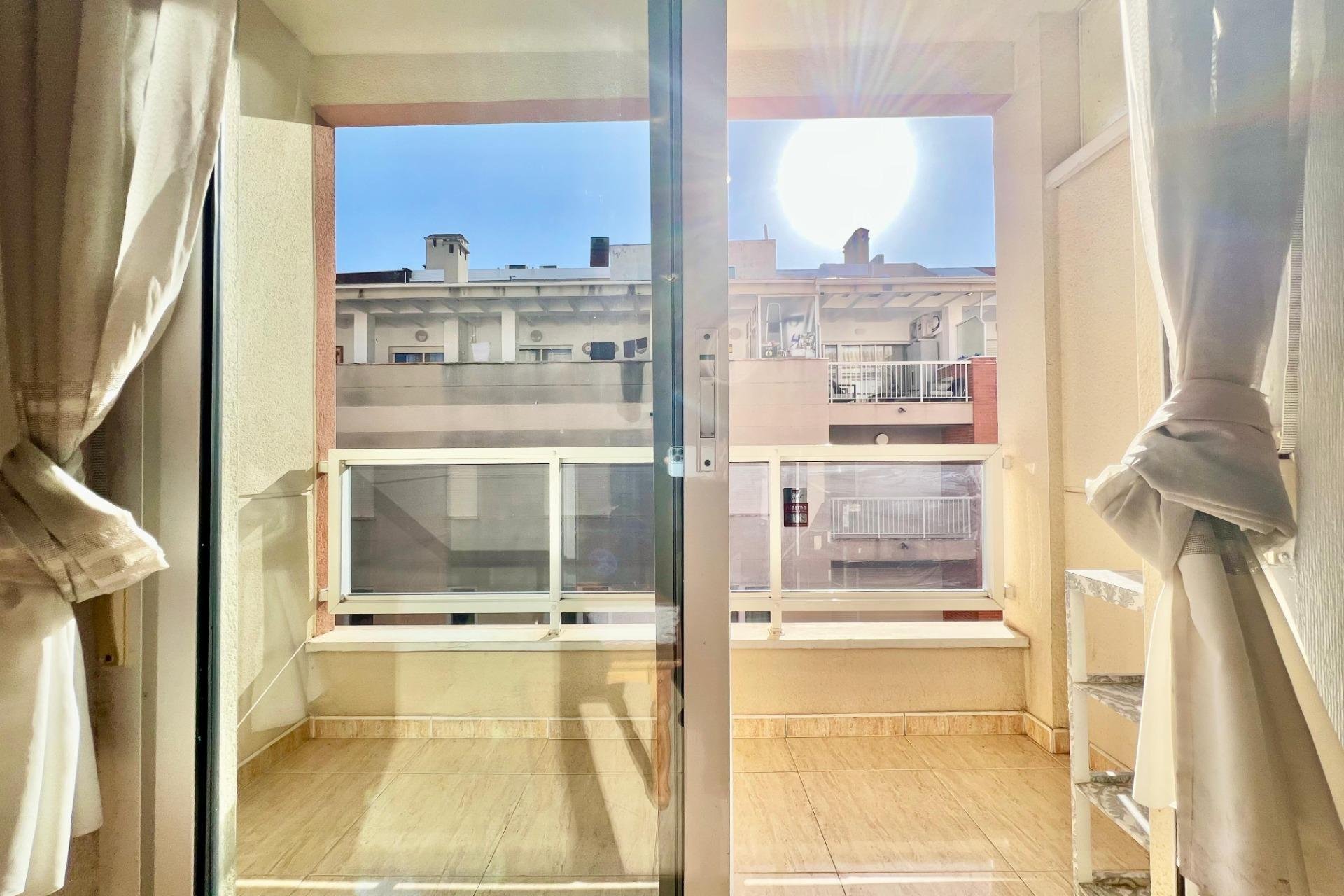 Rynek wtórny - Apartament - Torrevieja - Playa del cura