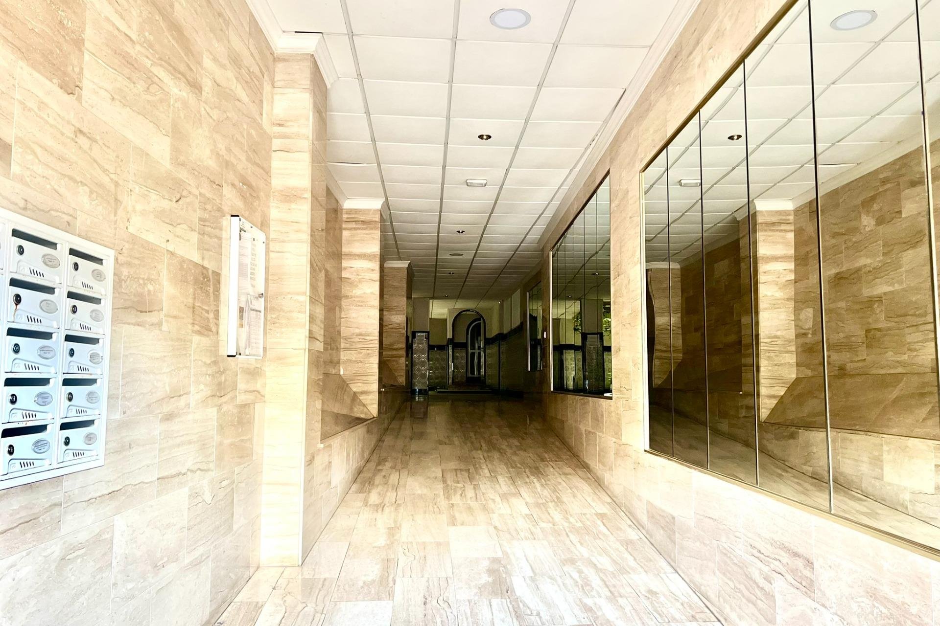 Rynek wtórny - Apartament - Torrevieja - Playa del cura