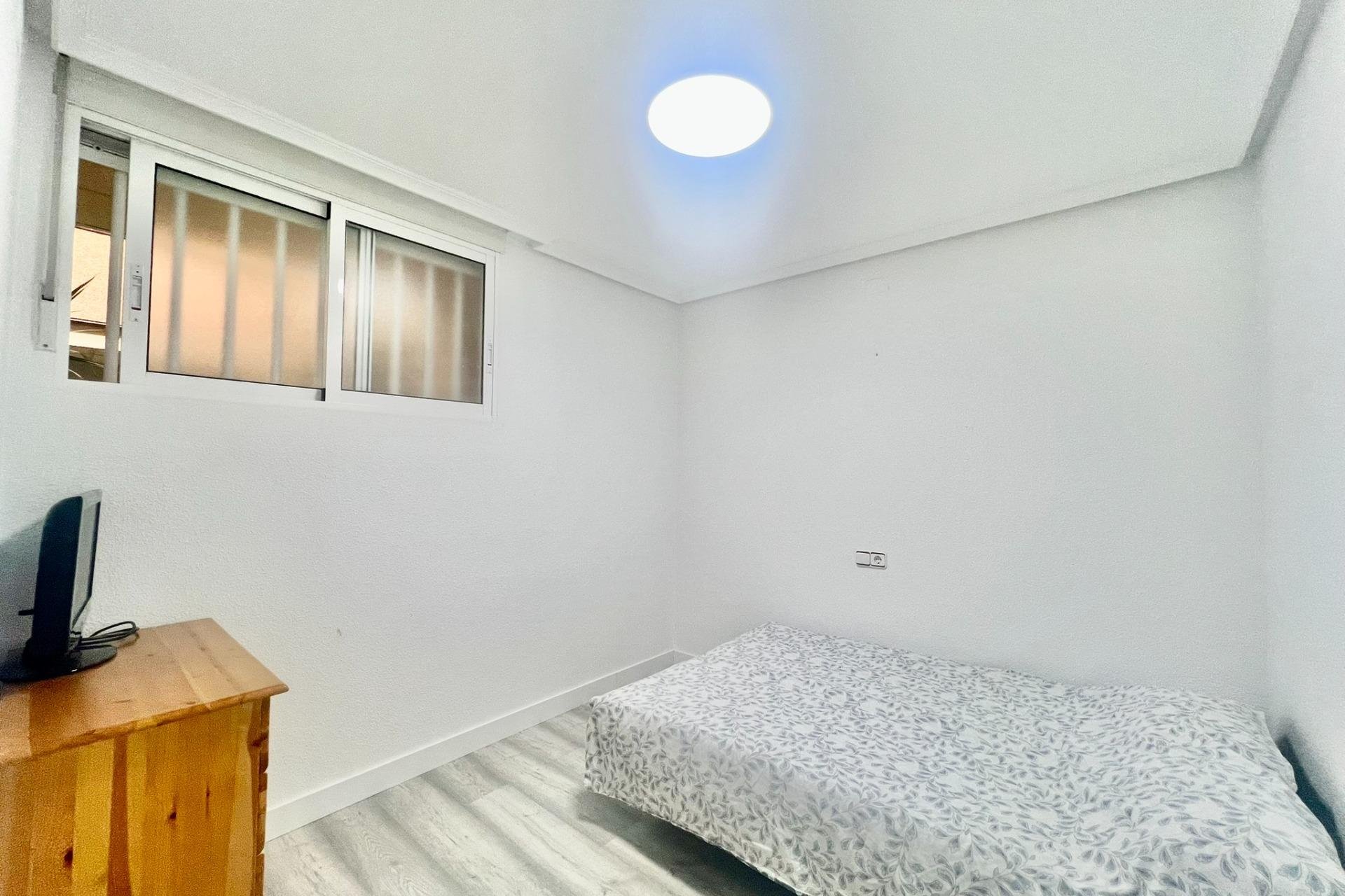 Rynek wtórny - Apartament - Torrevieja - Playa del cura