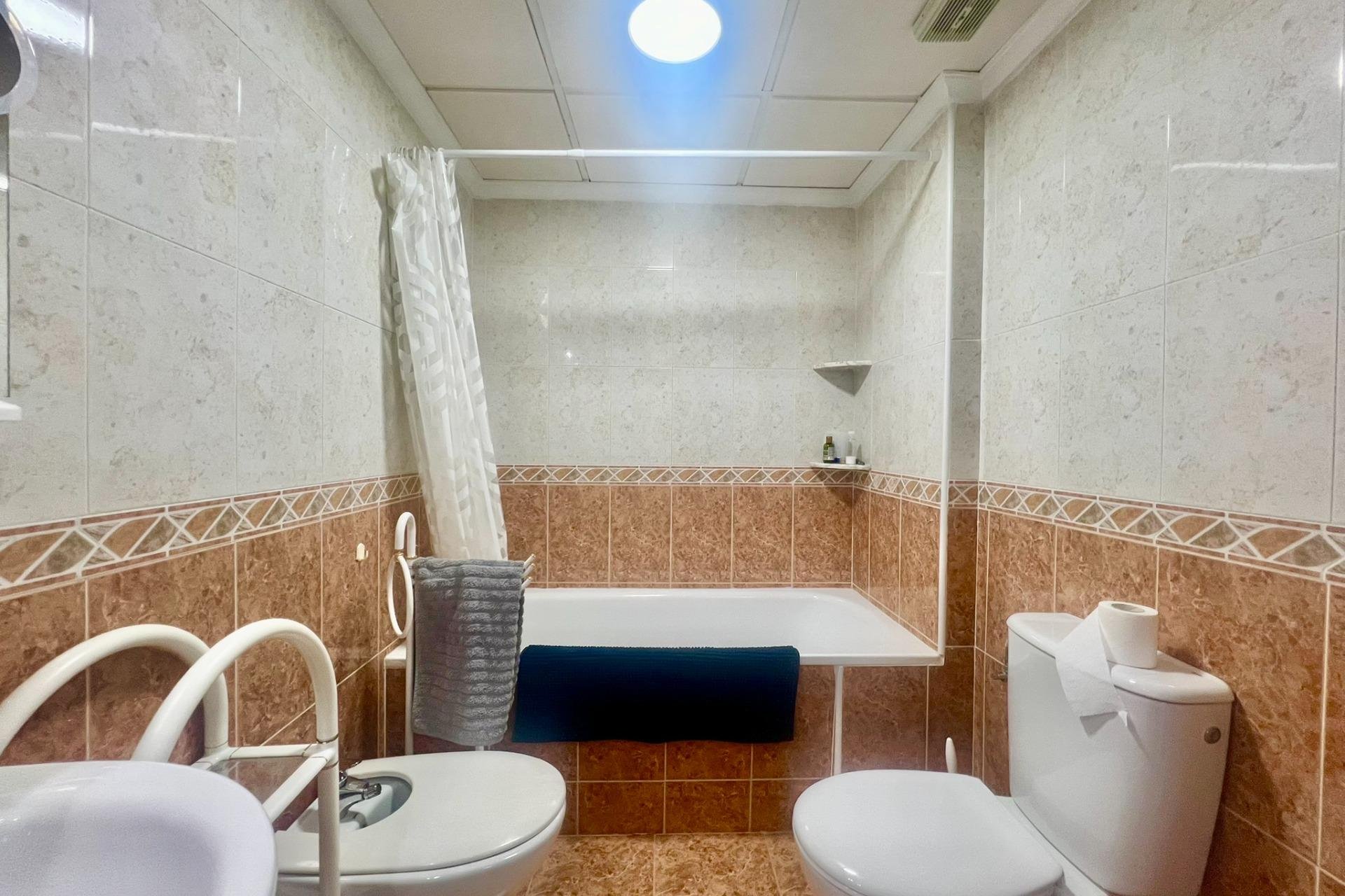 Rynek wtórny - Apartament - Torrevieja - Playa del cura