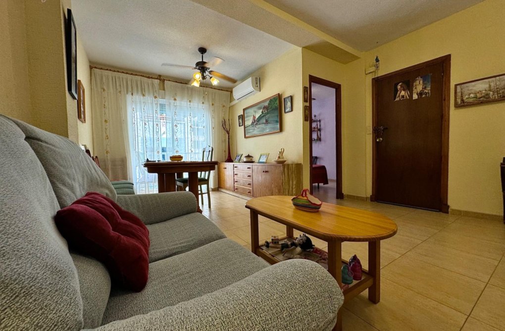 Rynek wtórny - Apartament - Torrevieja - Playa del cura