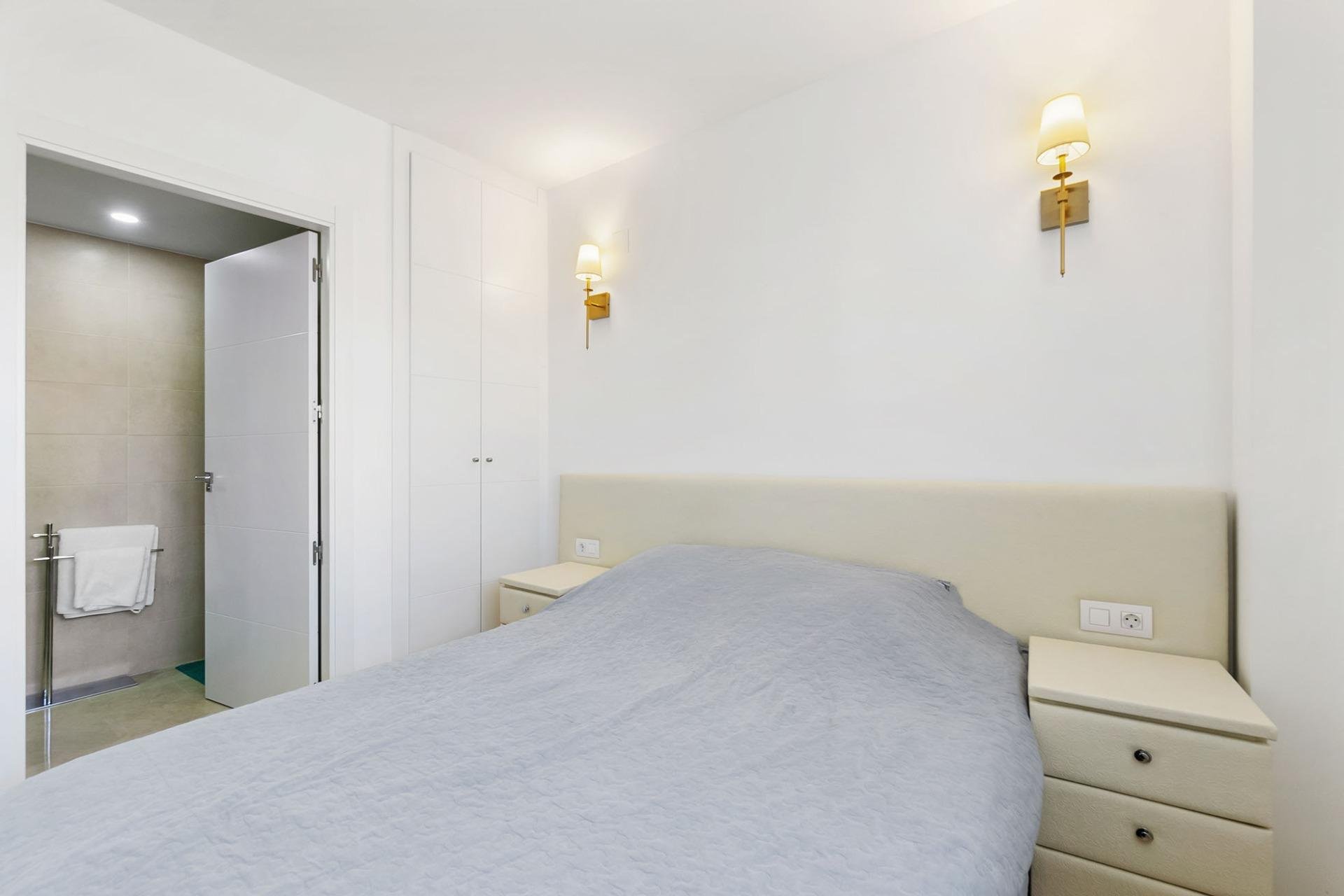 Rynek wtórny - Apartament - Torrevieja - Punta prima