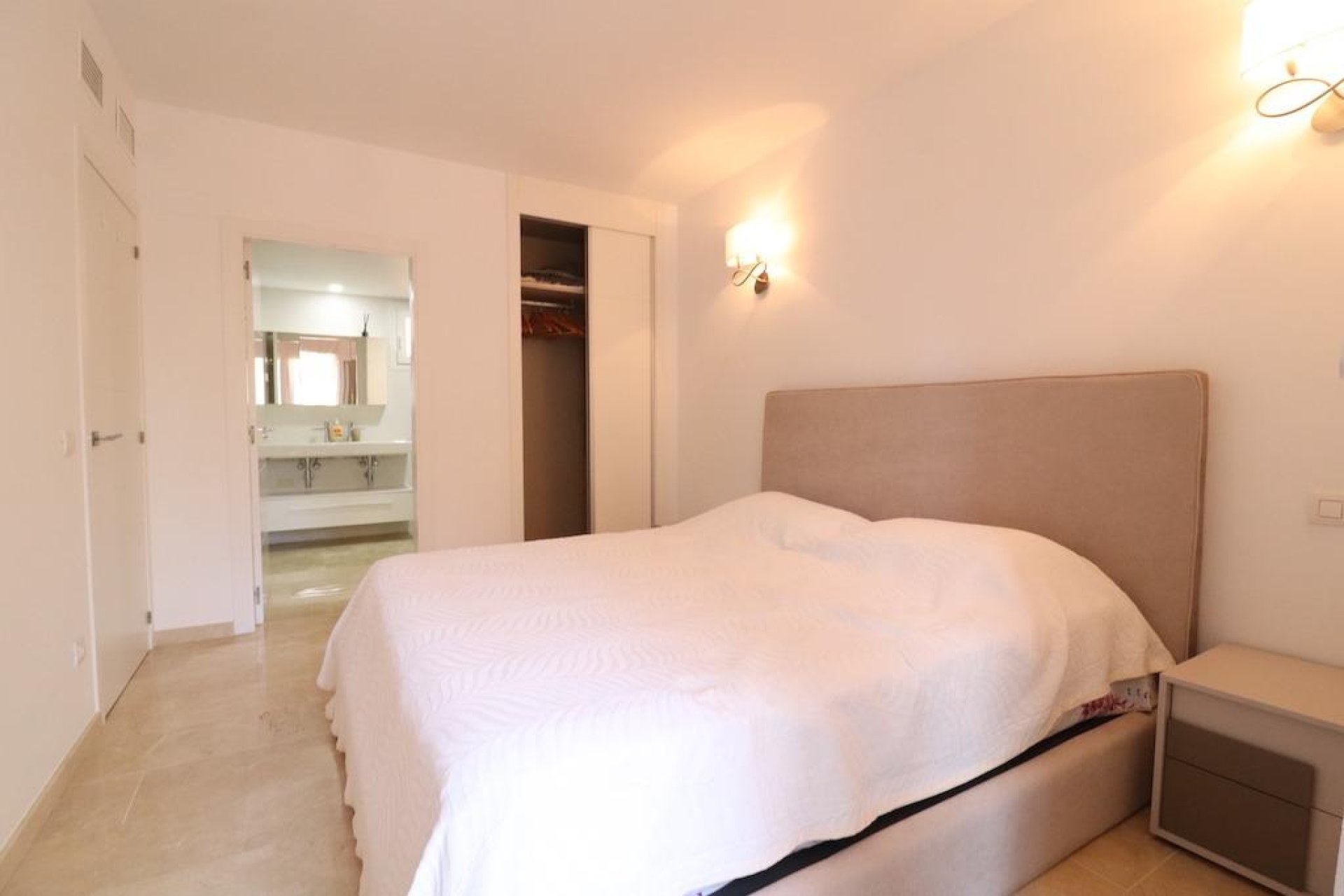 Rynek wtórny - Apartament - Torrevieja - Punta prima