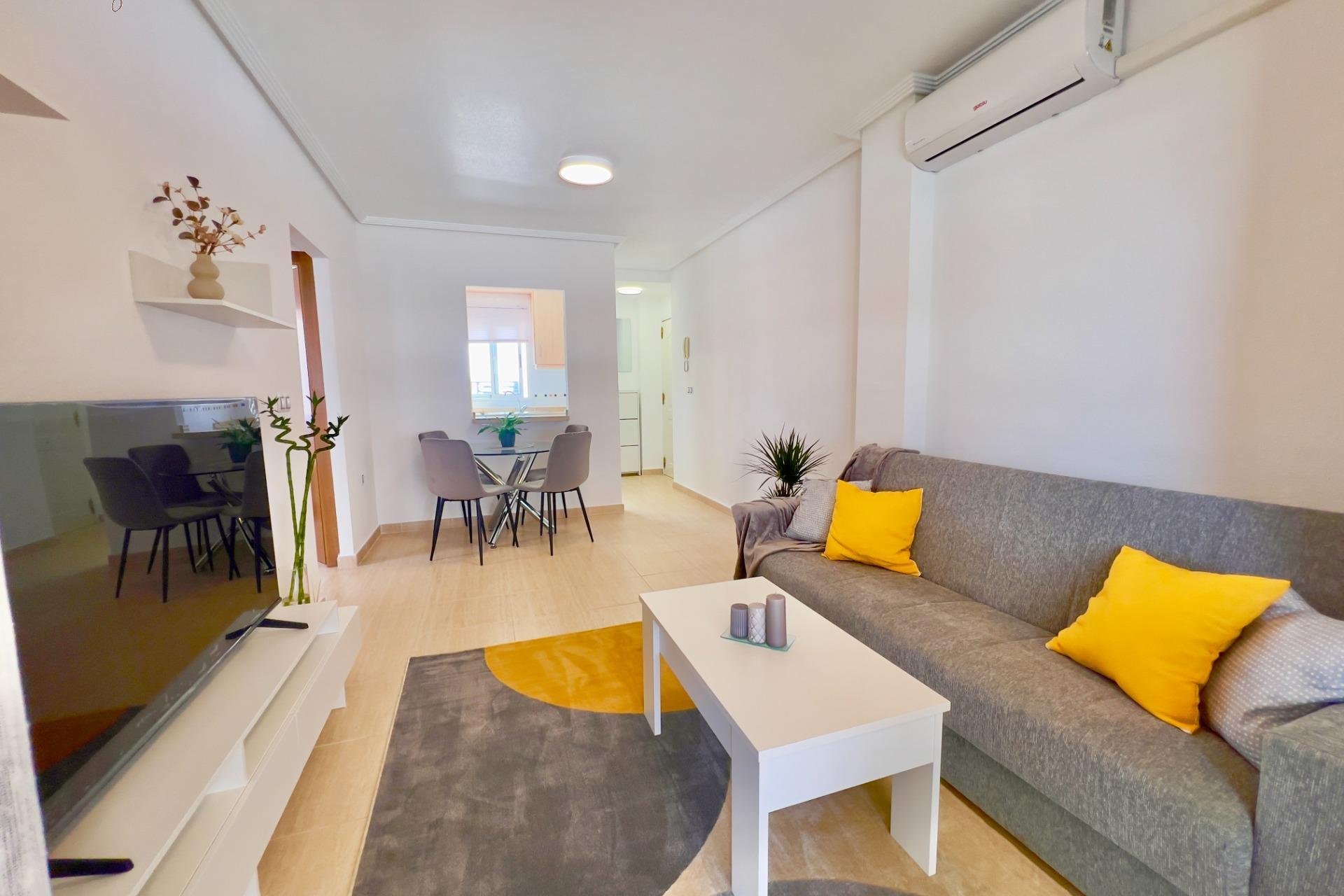 Rynek wtórny - Apartament - Torrevieja - Sector 25