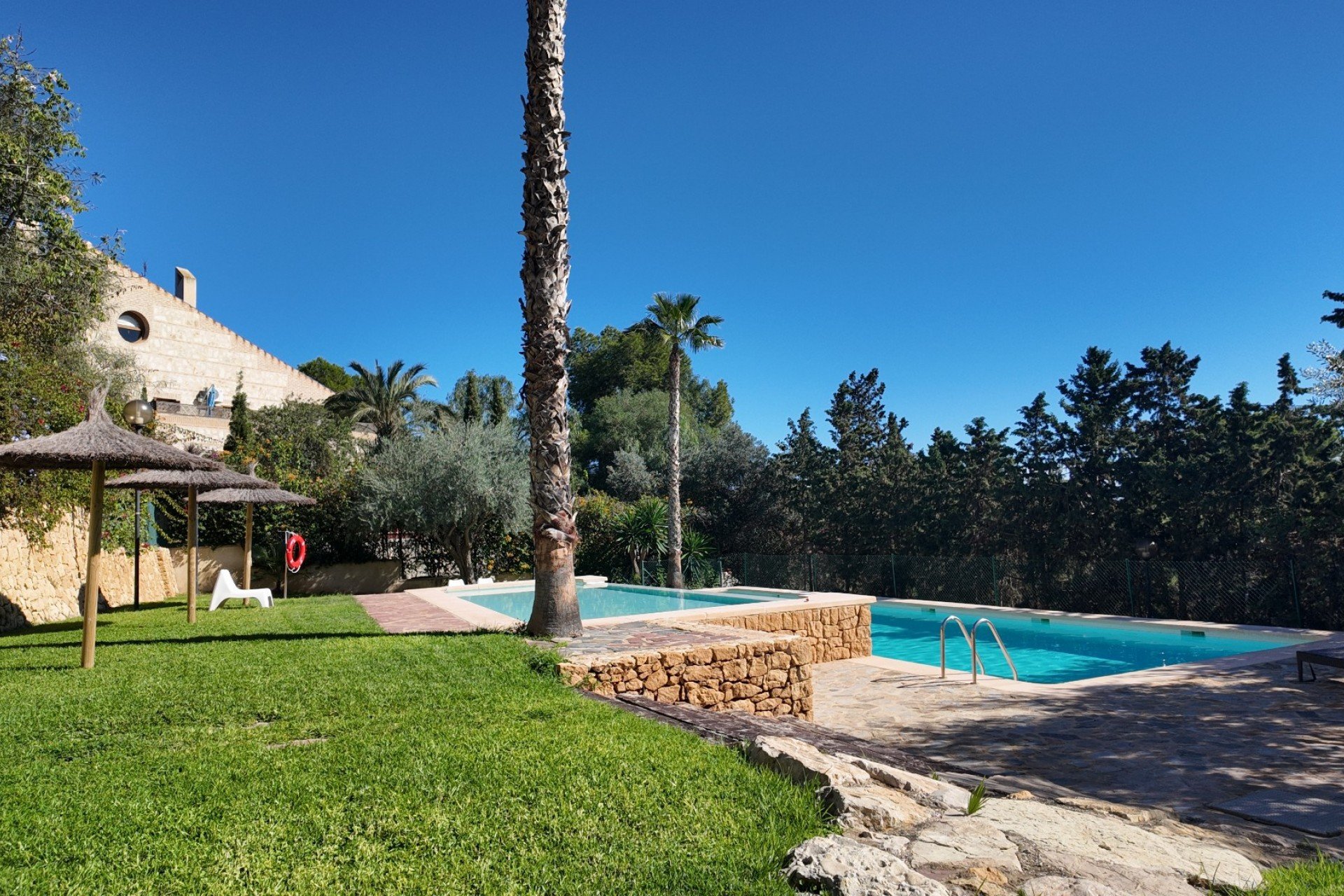 Rynek wtórny - Bungalow - Alicante - Lloixa