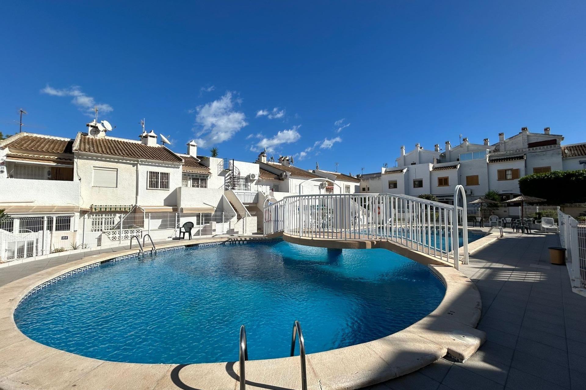 Rynek wtórny - Bungalow - Torrevieja - La Siesta - El Salado - Torreta