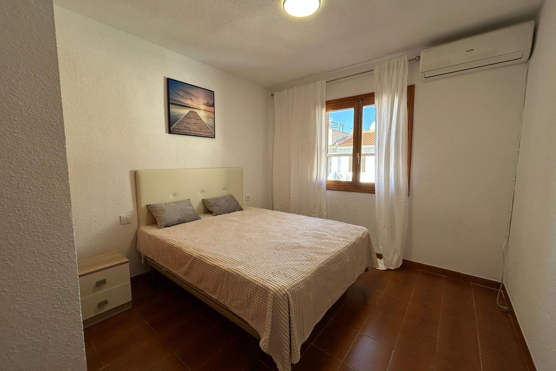 Rynek wtórny - Bungalow - Torrevieja - La Siesta - El Salado - Torreta