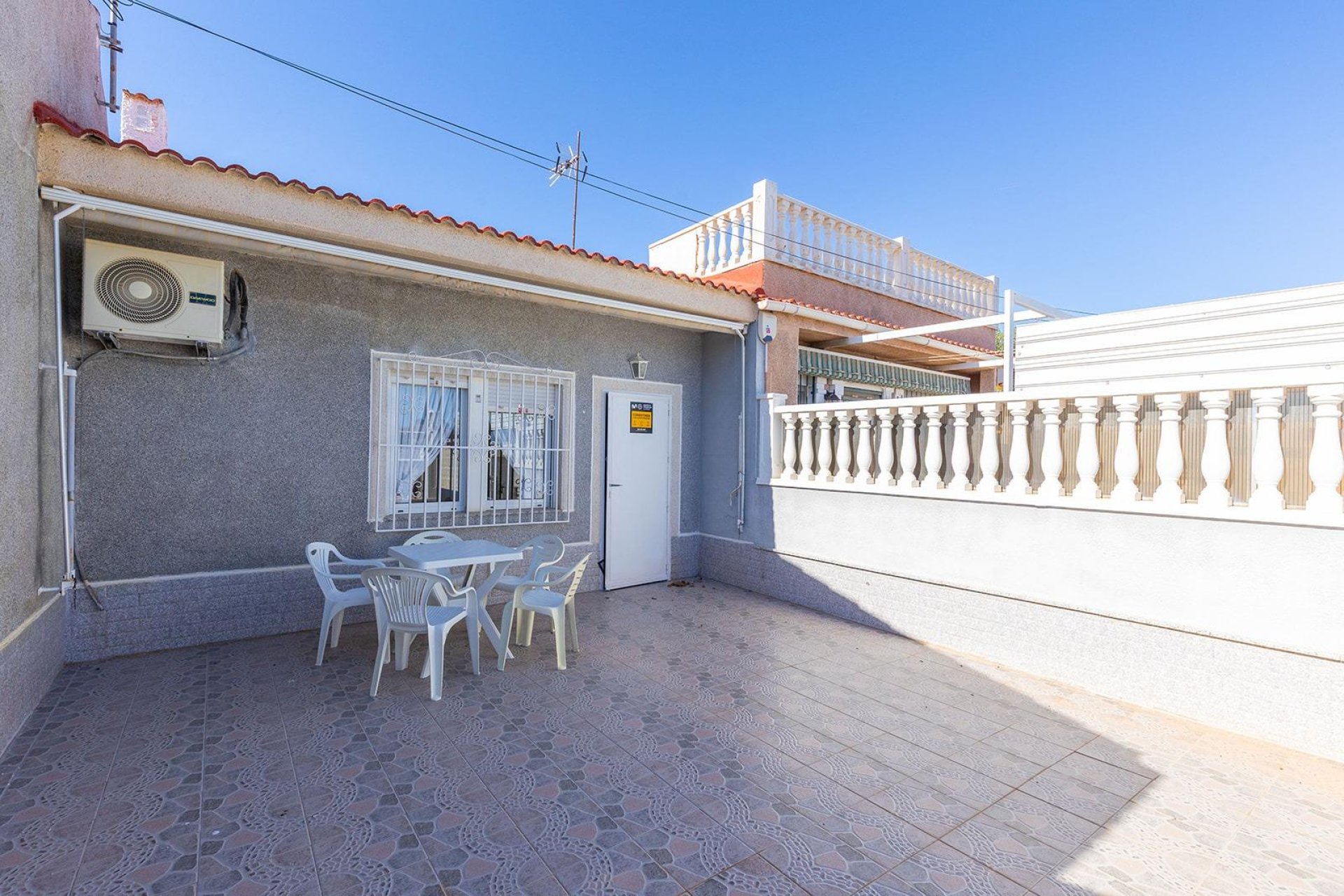 Rynek wtórny - Bungalow - Torrevieja - La Siesta - El Salado - Torreta