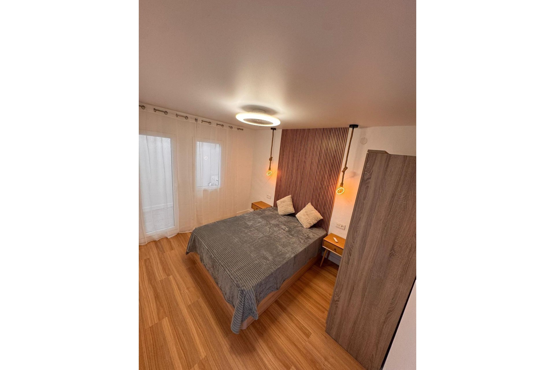 Rynek wtórny - Bungalow - Torrevieja - La Siesta - El Salado - Torreta